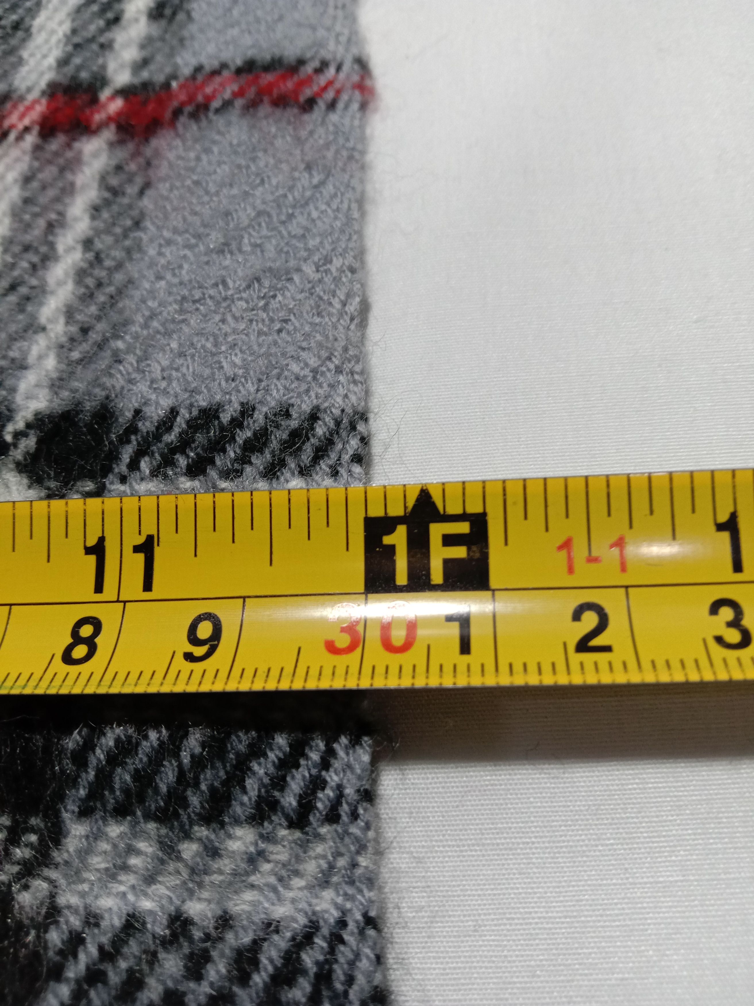 Designer Julia Muffler/Scarf Gray Color Plaid Check Nova Design Size ONE SIZE - 4 Thumbnail