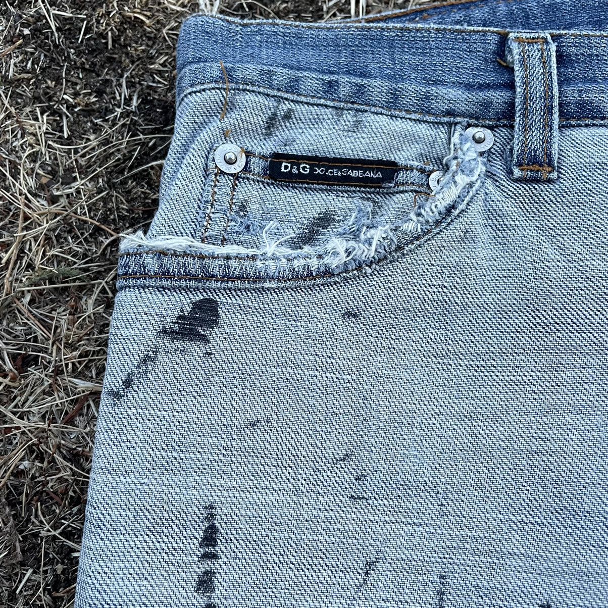 Dolce & Gabbana Dolce Gabbana Jeans Painted Thrashed Distress Jeans 90s Size US 34 / EU 50 - 11 Thumbnail