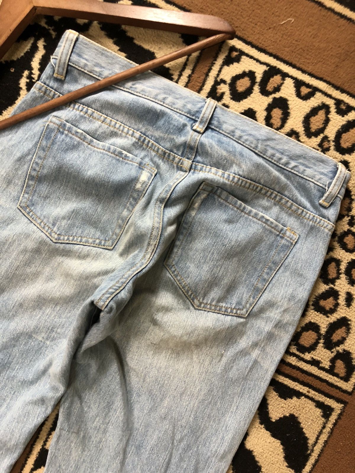 Global Work × Japanese Brand SELVEDGE GLOBAL WORK X SHUCA BLUE WASH DISTRESSED DENIM Size US 31 - 13 Thumbnail