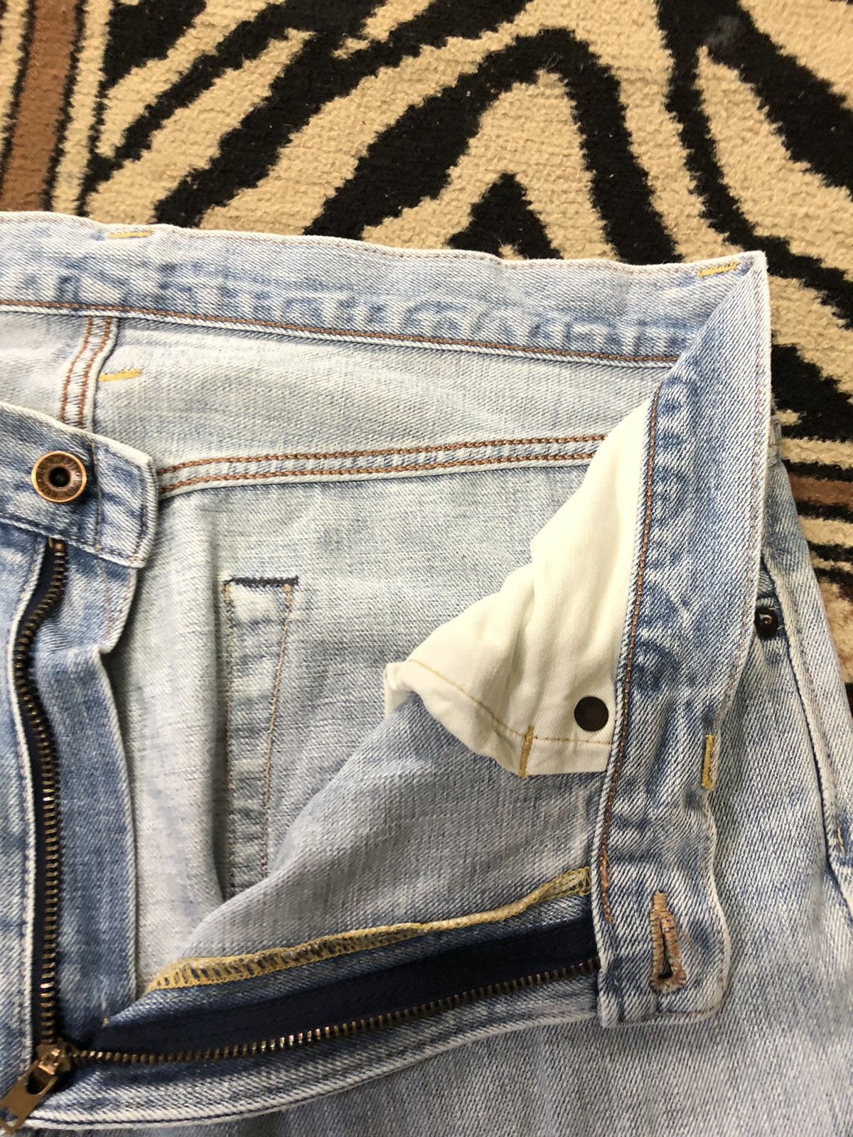 Edwin × Vintage VINTAGE SELVEDGE EDWIN505z LIGHT BLUE WASH DISTRESSED DENIM Size US 34 / EU 50 - 6 Thumbnail