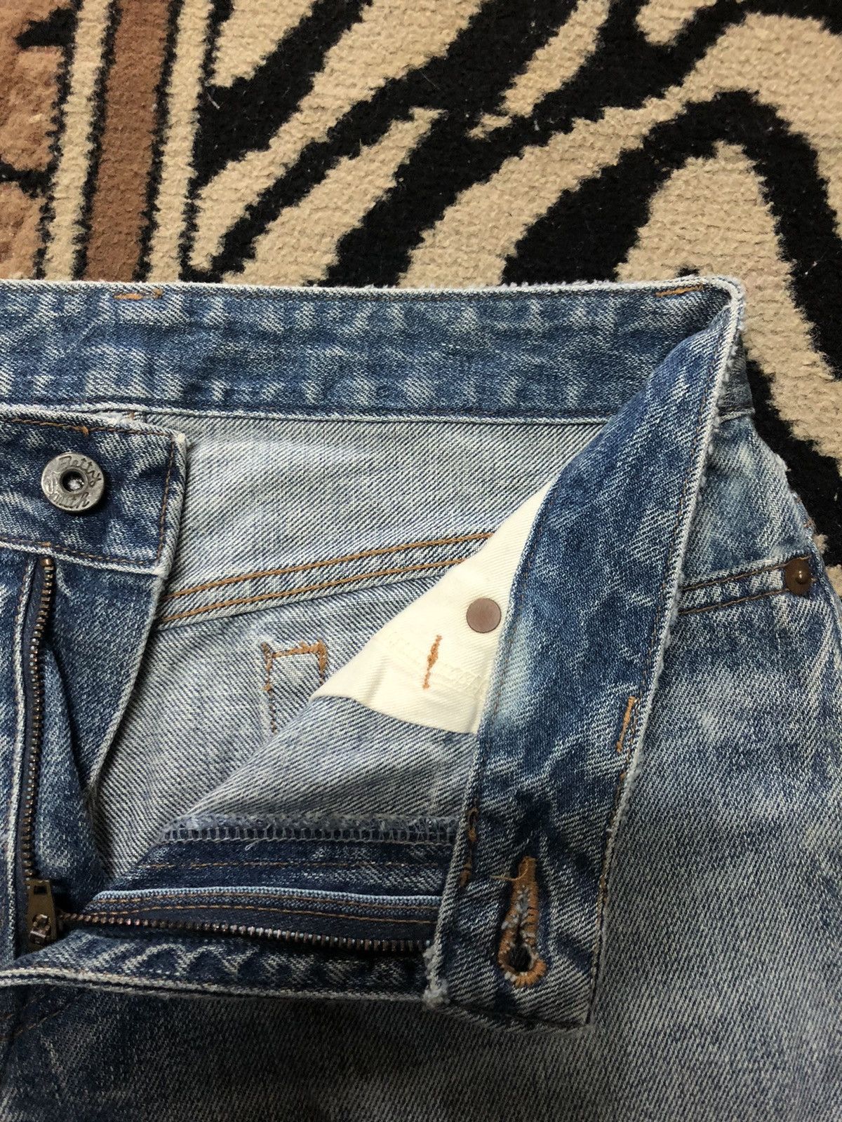 Japanese Brand × Salvage VINTAGE SELVEDGE BETTY SMITH QUARTER SHORT DISTRESSED DENIM Size US 29 - 6 Thumbnail