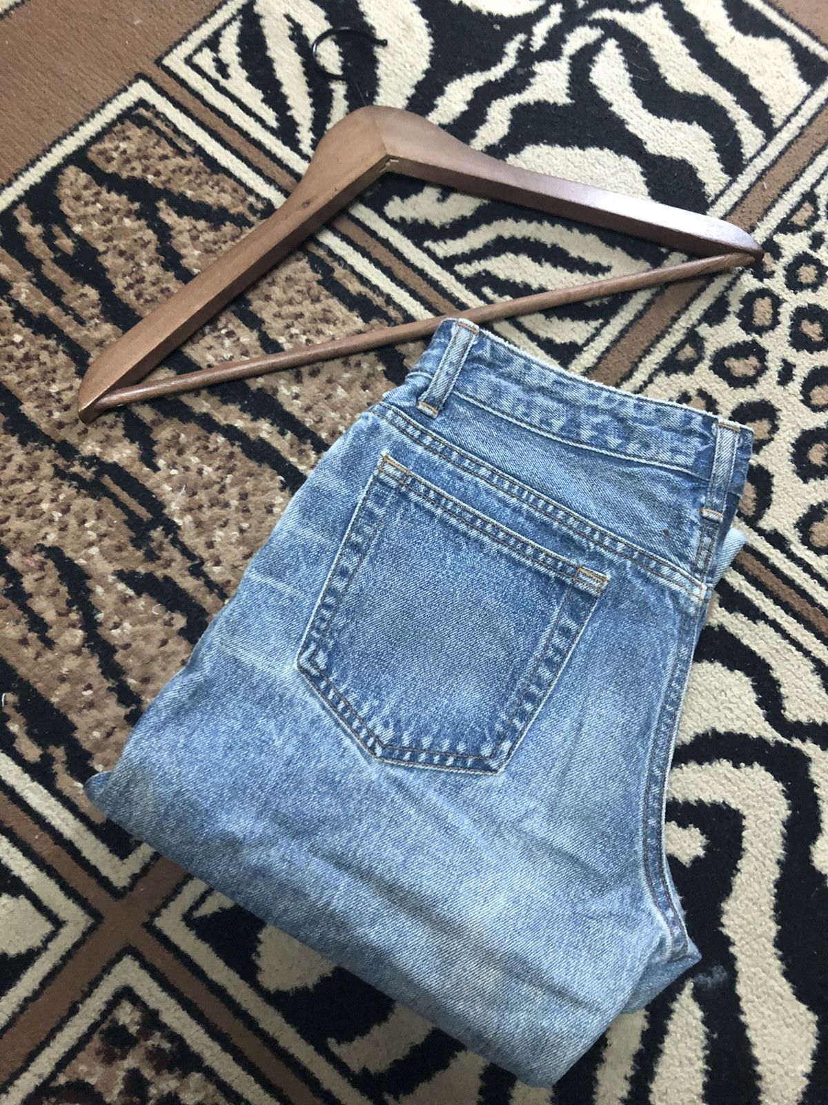 Japanese Brand × Salvage VINTAGE SELVEDGE BETTY SMITH QUARTER SHORT DISTRESSED DENIM Size US 29 - 16 Thumbnail