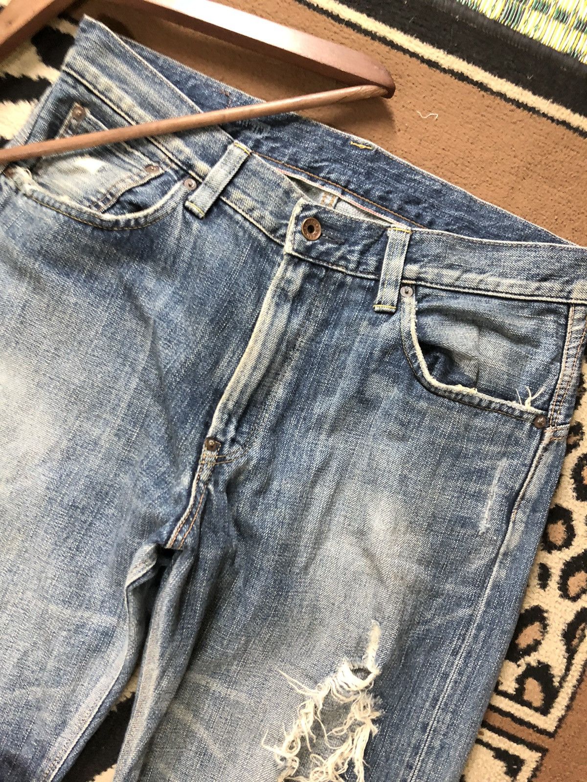Edwin × Vintage VINTAGE SELVEDGE EDWIN BLUE WASH DISTRESSED GRUNGE DENIM Size US 34 / EU 50 - 2 Thumbnail