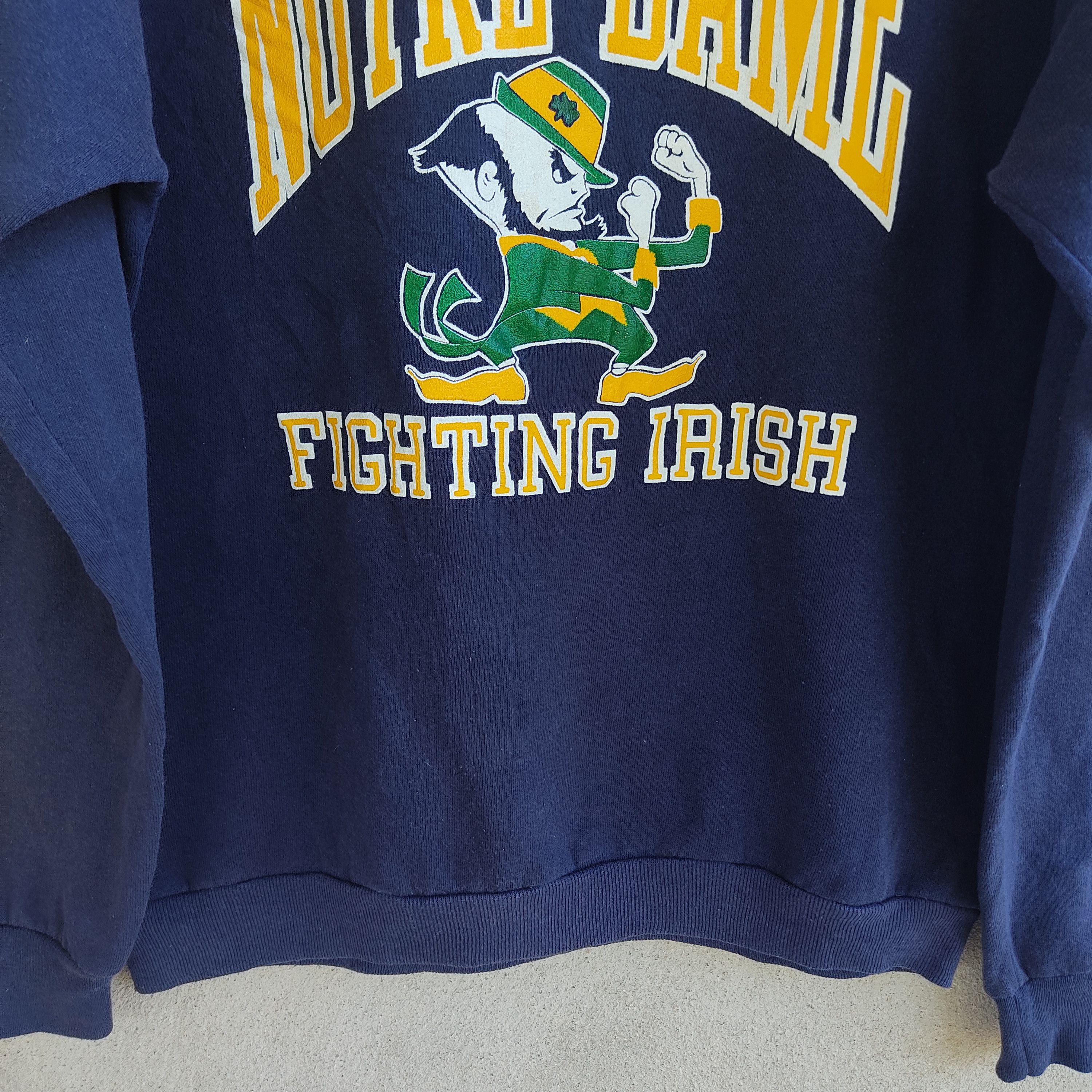 Vintage Notre Dame Fighting Irish Dark Blue Sweatshirt Size US L / EU 52-54 / 3 - 4 Thumbnail