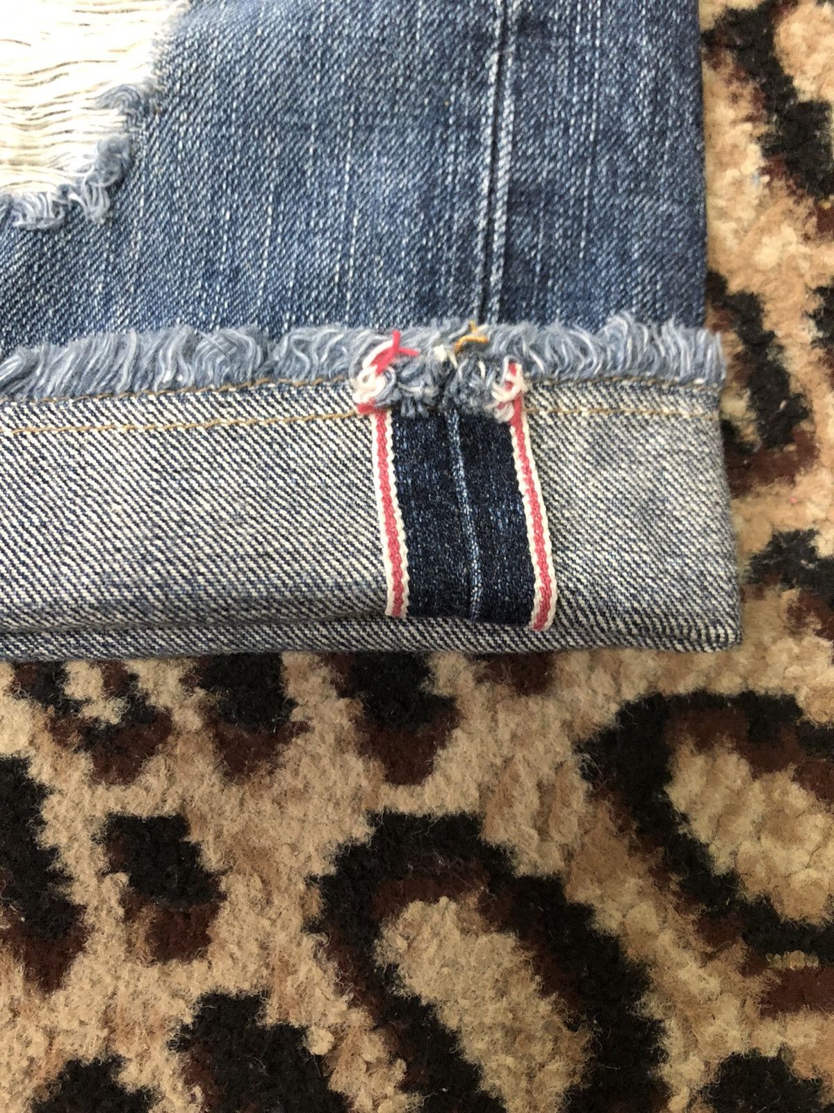 Edwin × Vintage VINTAGE SELVEDGE EDWIN 505 SHORT BLUE WASH DISTRESSED DENIM Size US 29 - 3 Thumbnail