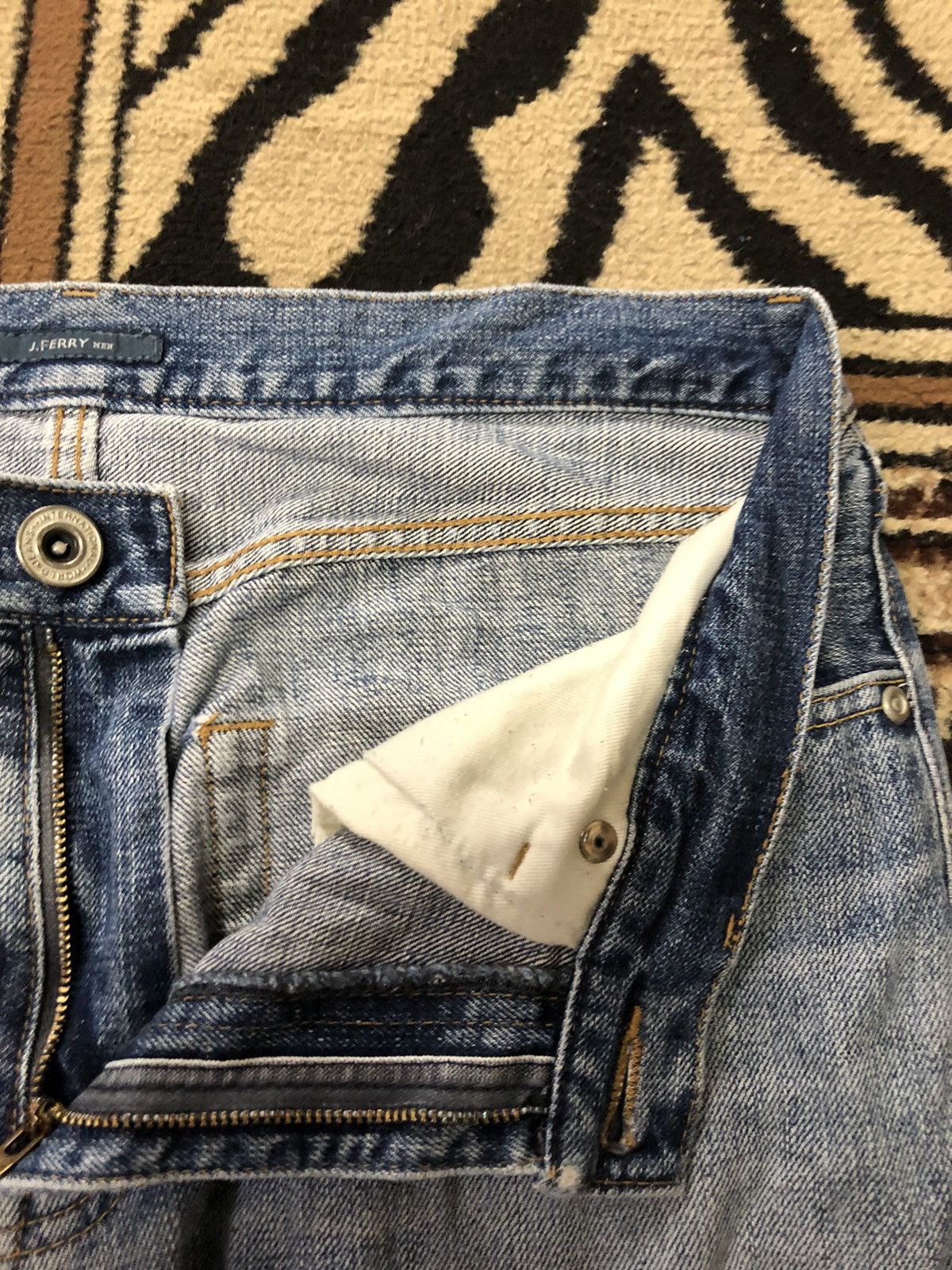 Designer × Japanese Brand J FERRY SELVEDGE BLUE WASH DISTRESSED DENIM Size US 32 / EU 48 - 6 Thumbnail