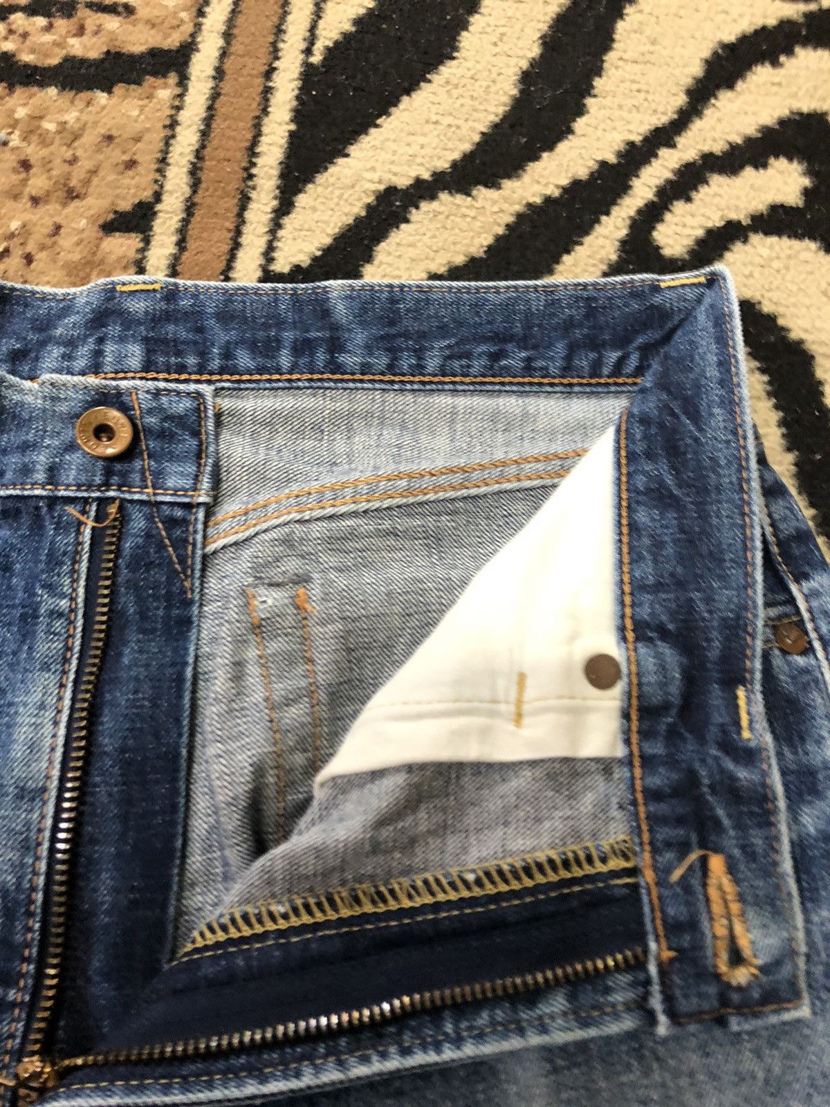 Edwin × Vintage VINTAGE SELVEDGE EDWIN 505xx BLUE WASH DISTRESSED DENIM Size US 31 - 6 Thumbnail