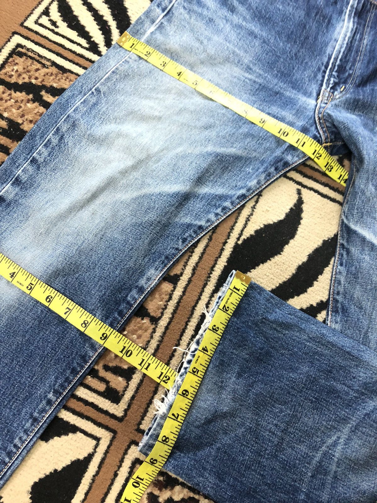 Edwin × Vintage VINTAGE SELVEDGE EDWIN 505xx BLUE WASH DISTRESSED DENIM Size US 31 - 17 Thumbnail