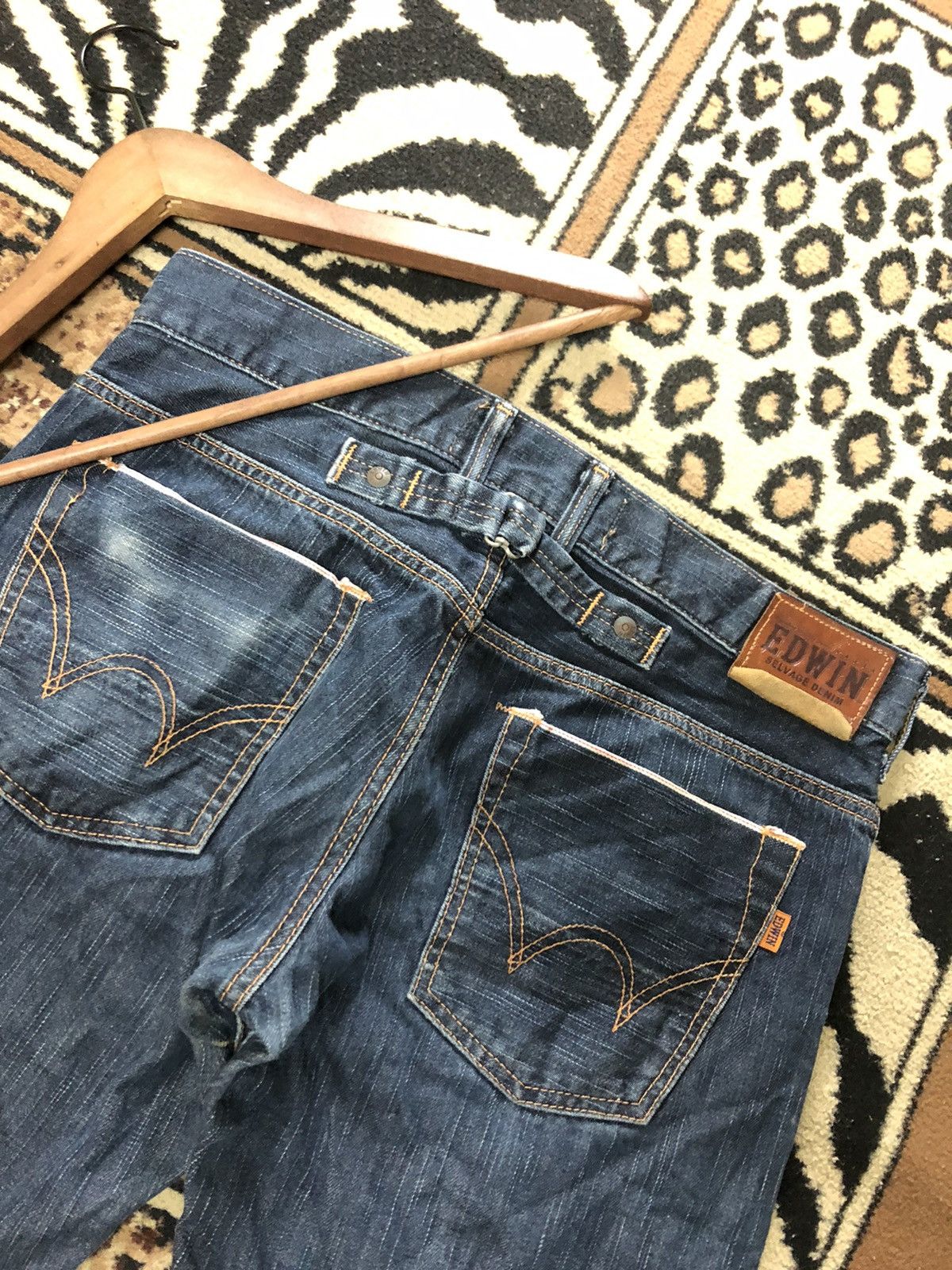 Edwin × Vintage VINTAGE SELVEDGE EDWIN BUCKLE BACK SHORT DISTRESSED DENIM Size US 32 / EU 48 - 2 Thumbnail