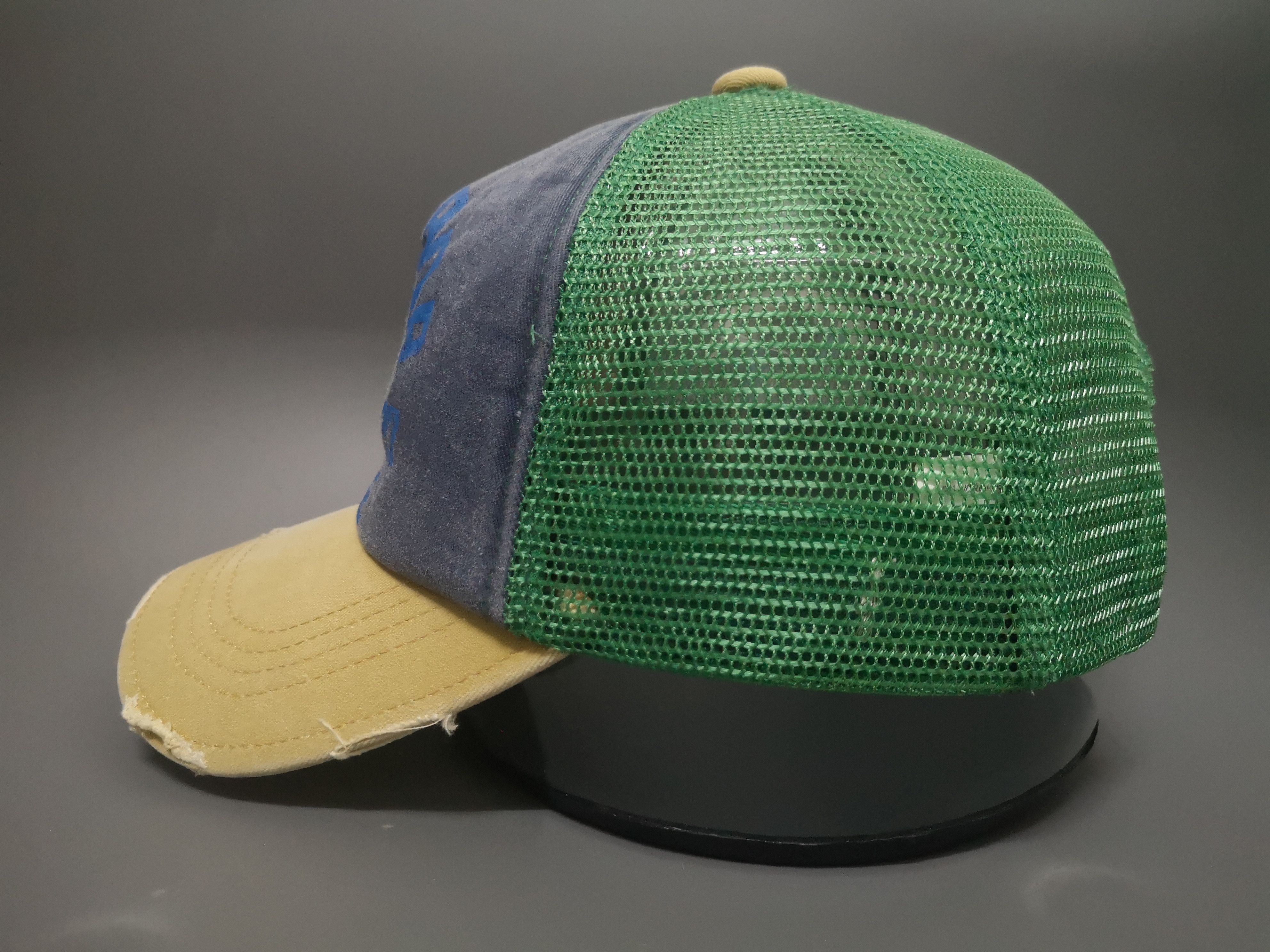 Bob Marley × Jimi Hendrix × Vintage VINTAGE JIMI & BOB COLLEGE TRUCKER SNAPBACK Size ONE SIZE - 12 Thumbnail