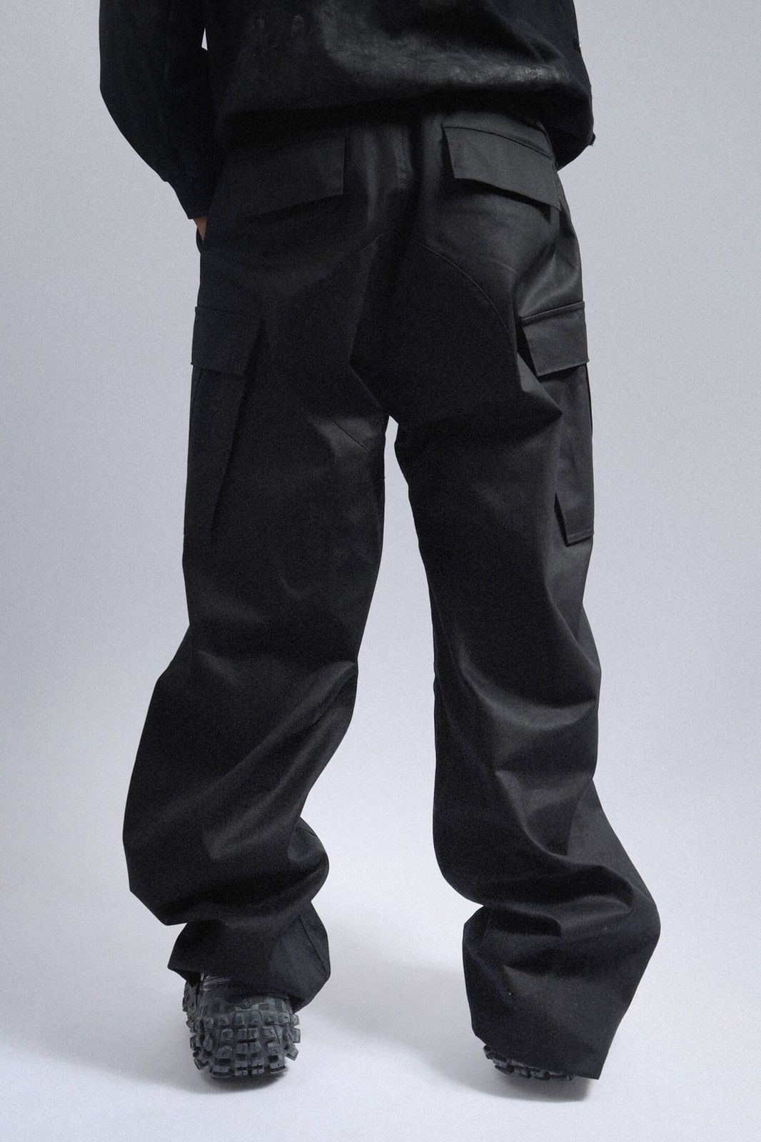 Balenciaga Balenciaga Kick Cargo Pants Size US 32 / EU 48 - 3 Thumbnail