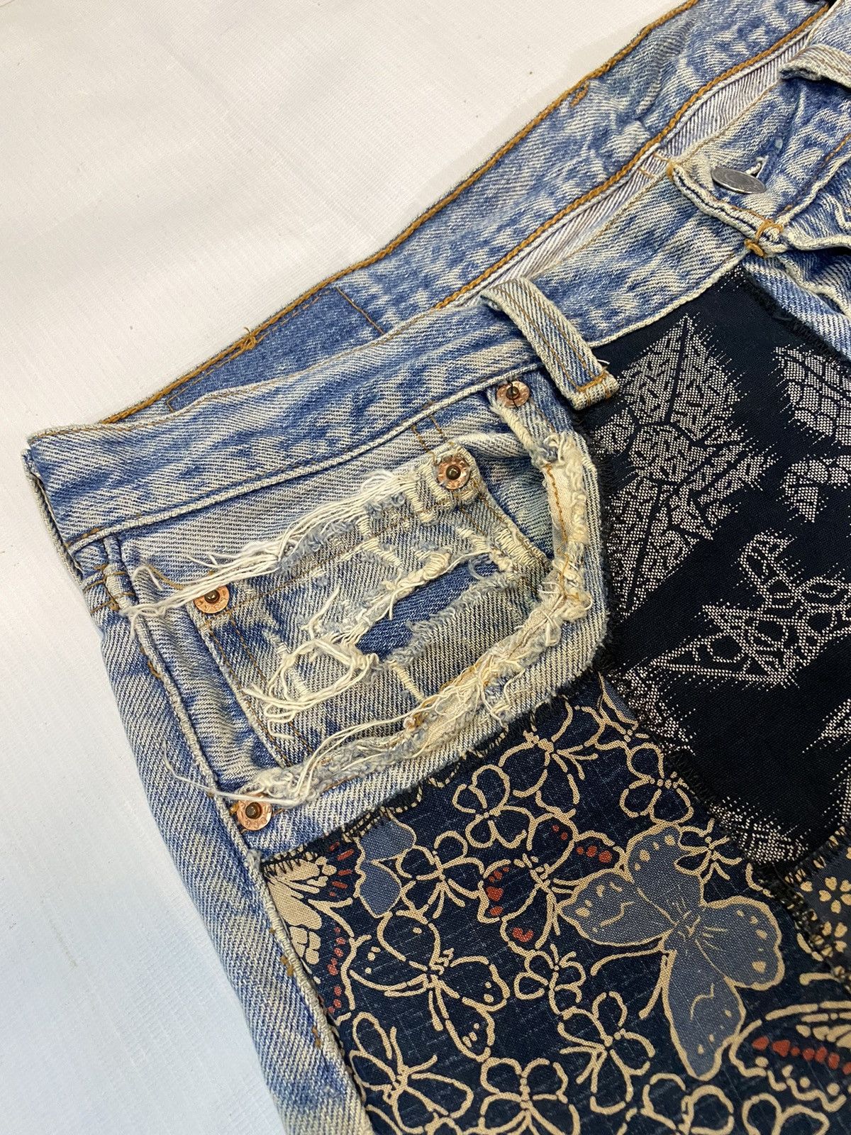 Levi's × Levi's Vintage Clothing Vintage Levis 501xx Patchwork Jeans Distressed Denim Size US 32 / EU 48 - 8 Thumbnail