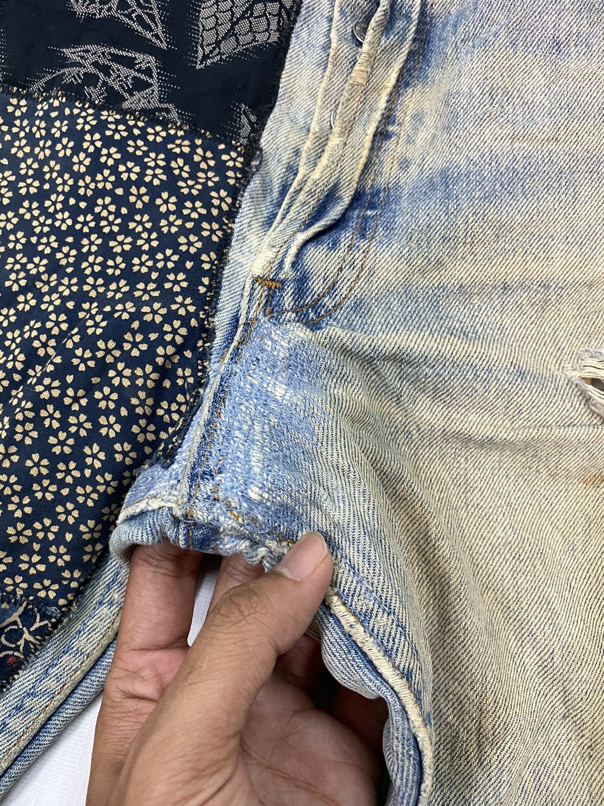 Levi's × Levi's Vintage Clothing Vintage Levis 501xx Patchwork Jeans Distressed Denim Size US 32 / EU 48 - 7 Thumbnail