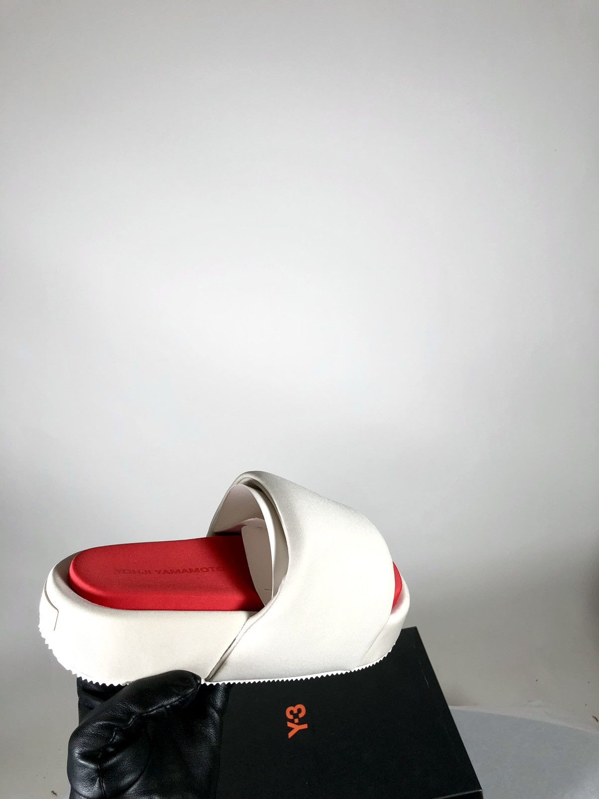 Y-3 × Yohji Yamamoto Y-3 YOHJI YAMAMOTO SLIDE, OFF WHITE & RED Sandals Men size 7 Size US 7 / EU 40 - 5 Thumbnail