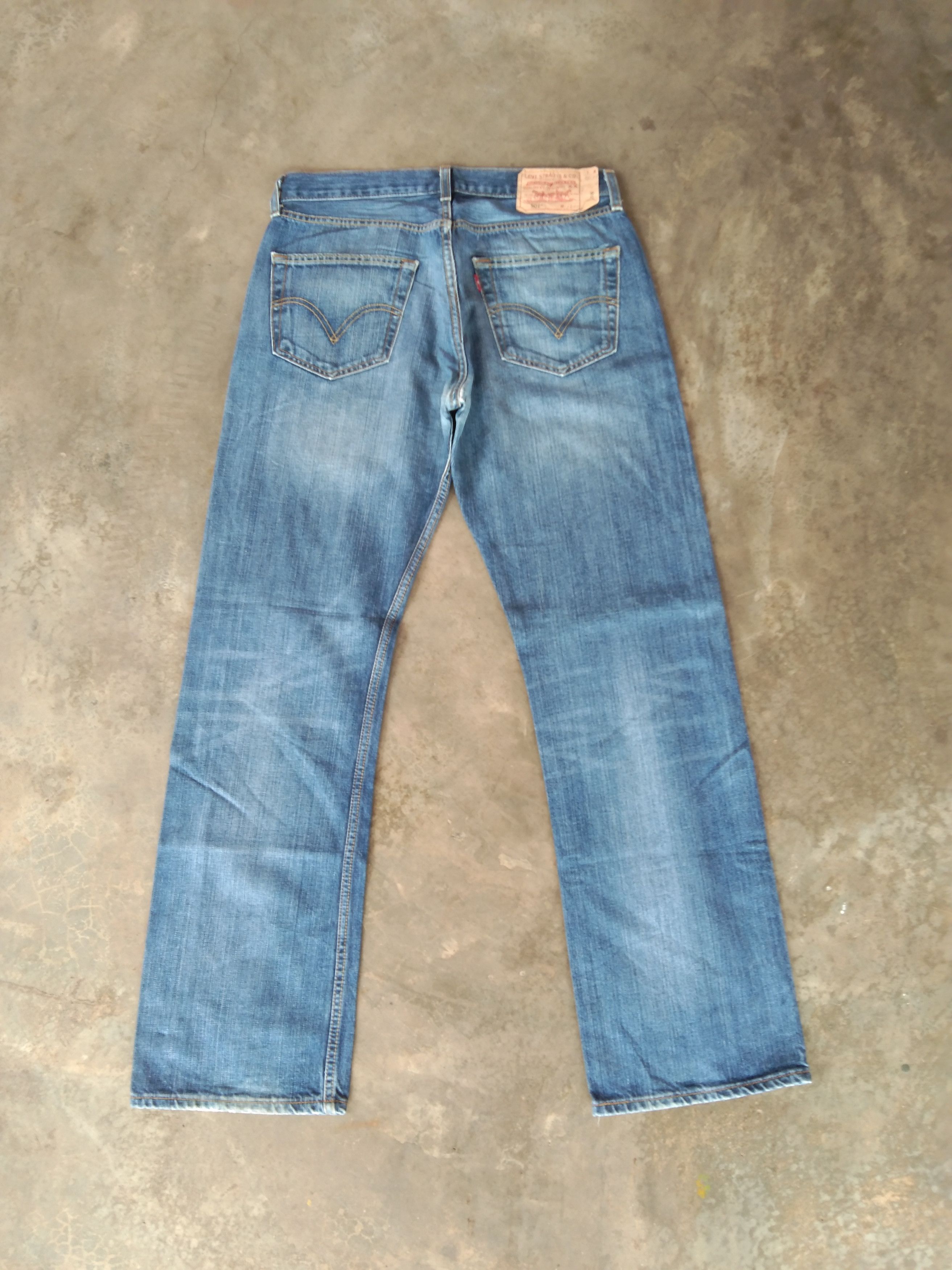 Levi's Vintage Levi's 501 Straight Leg Distressed Jeans 32x32 Size US 32 / EU 48 - 2 Thumbnail