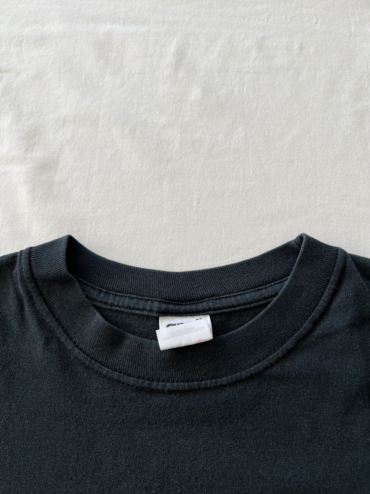 Band Tees Vintage 2000s Pearl Jam Black Long Sleeve Tee Size US L / EU 52-54 / 3 - 12 Thumbnail