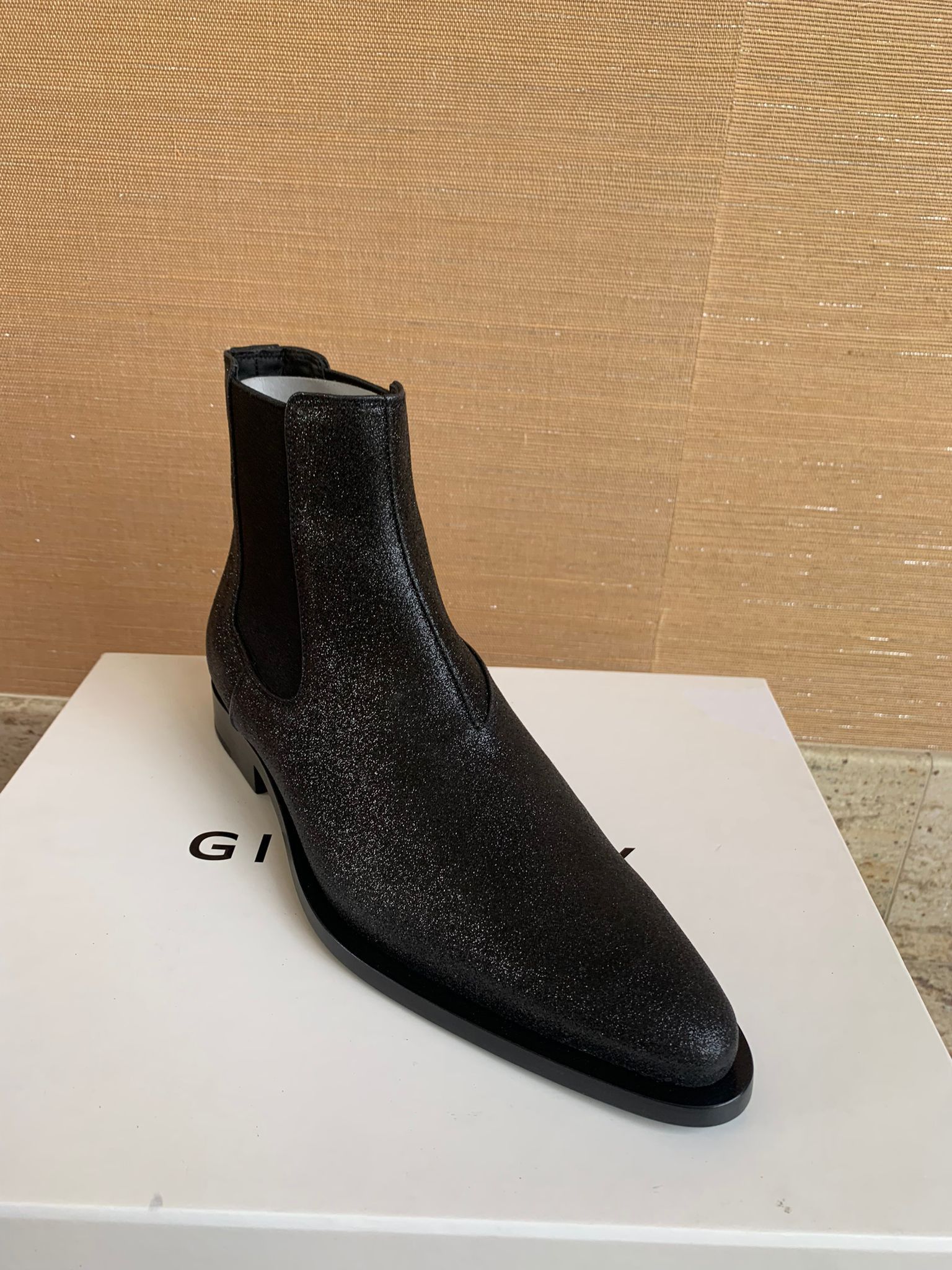 Givenchy Dallas Chelsea Boots in Black Size US 8 / EU 41 - 7 Thumbnail