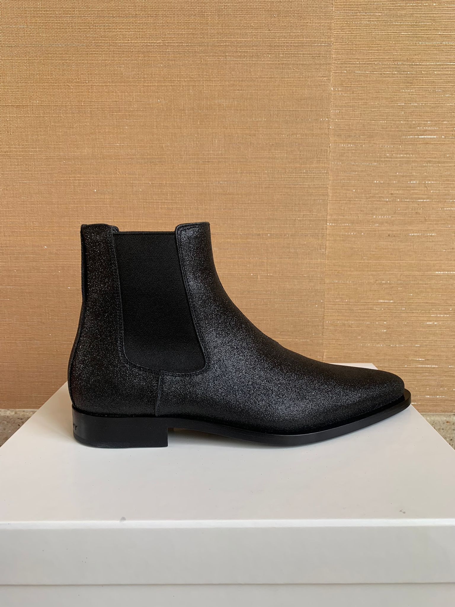 Givenchy Dallas Chelsea Boots in Black Size US 8 / EU 41 - 18 Thumbnail