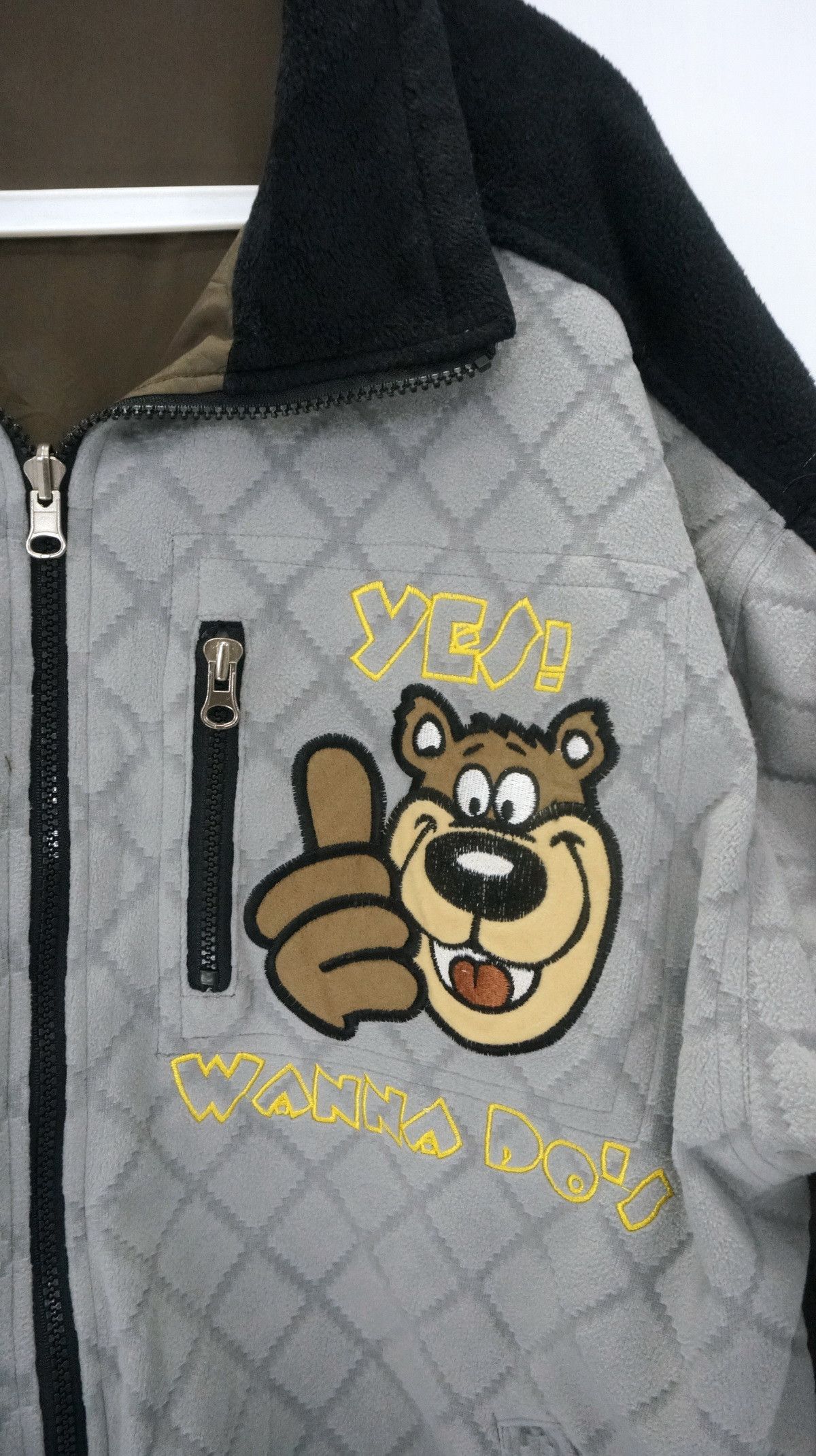 Cartoon Network Vintage CLUB WOLVES Cartoon Bear Reversible Jacket Size US XL / EU 56 / 4 - 12 Thumbnail