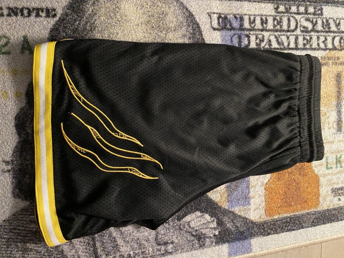 Palace Palace Lotties Airtex Shorts (MEDIUM) Size US 30 / EU 46 - 5 Thumbnail