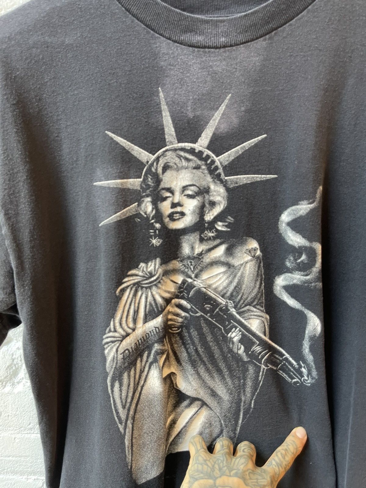 Vintage Vintage NYC GANGSTA STATUE LIBERTY SHOTGUN Shirt! Size US L / EU 52-54 / 3 - 2 Thumbnail