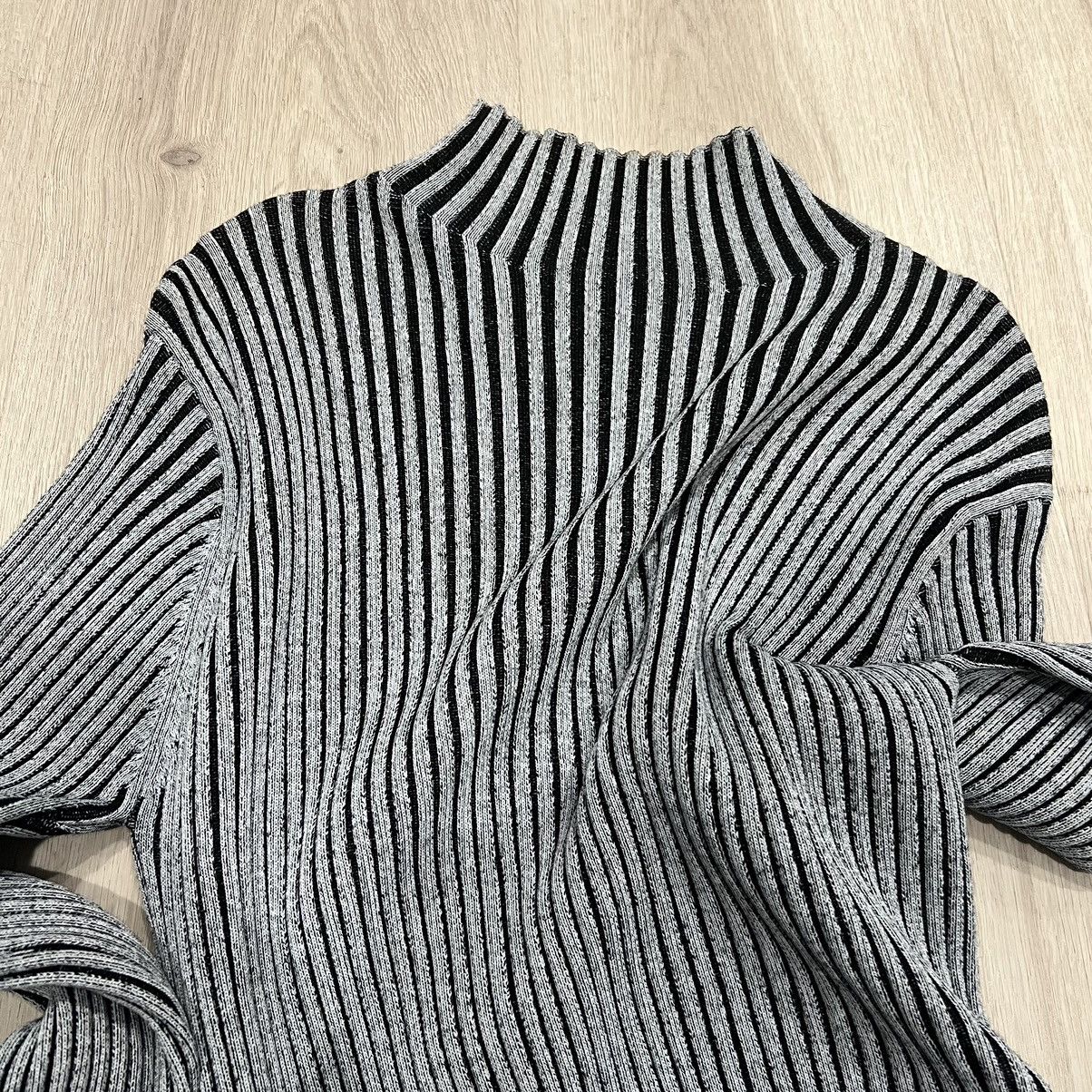 Ximon Lee XIMON LEE Long Sleeve Ribbed Shirt Size US S / EU 44-46 / 1 - 2 Thumbnail