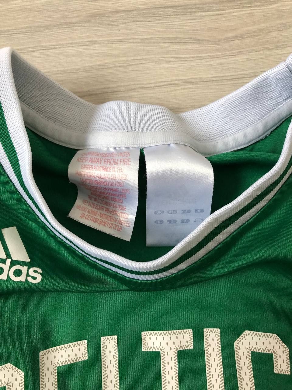 NBA Boston Celtics Adidas Rajon Rondo NBA Away Jersey/shorts Size US 32 / EU 48 - 8 Thumbnail