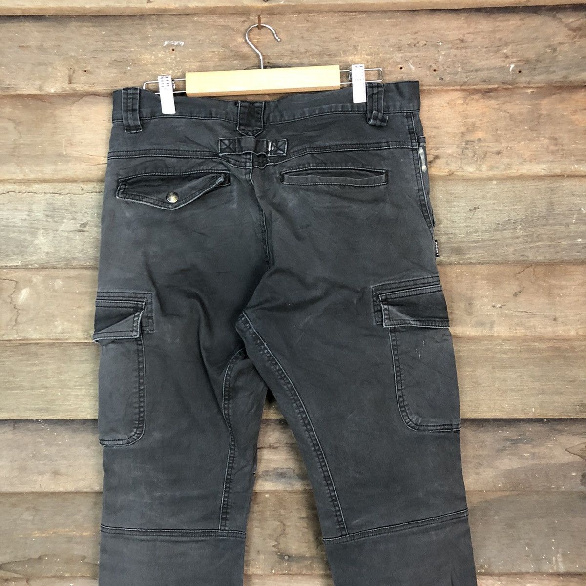 Japanese Brand Rocky double knee distressed Cargo Multipocket Pants #6793 Size US 31 - 12 Thumbnail
