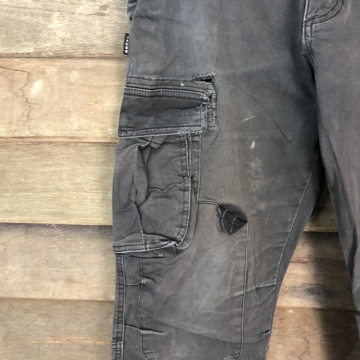 Japanese Brand Rocky double knee distressed Cargo Multipocket Pants #6793 Size US 31 - 6 Thumbnail