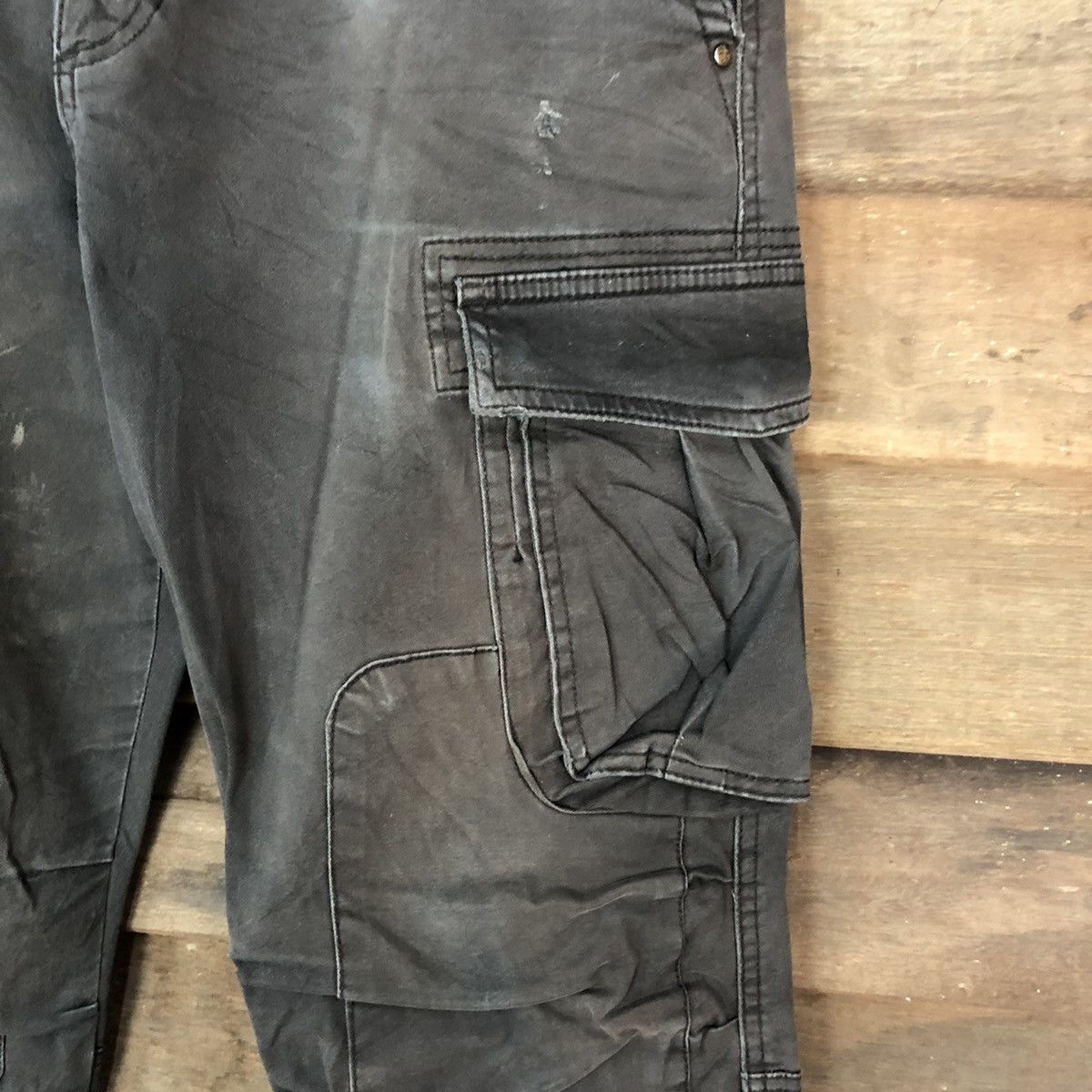 Japanese Brand Rocky double knee distressed Cargo Multipocket Pants #6793 Size US 31 - 7 Thumbnail