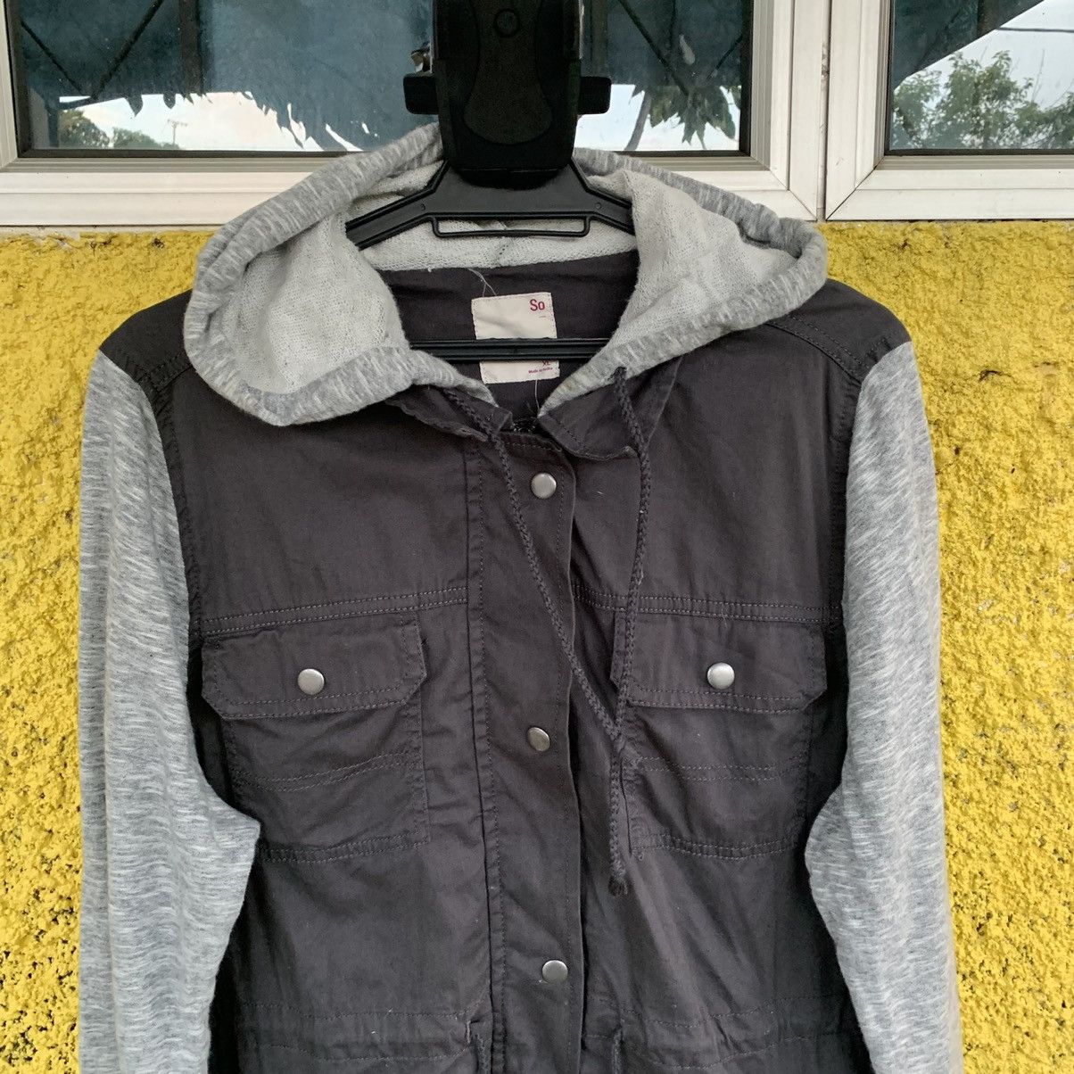 Other So light jacket hoodie Size US L / EU 52-54 / 3 - 5 Thumbnail