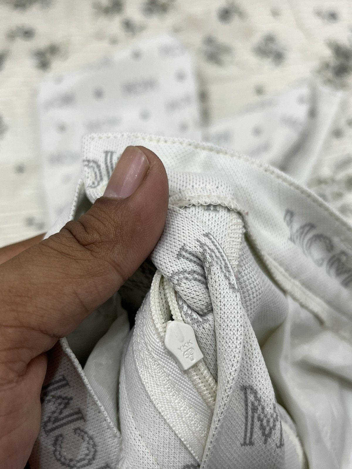 MCM (Hh). MCM FULLPRINT HYPEBEAST LADIES PANTS Size 26" / US 2 / IT 38 - 9 Thumbnail
