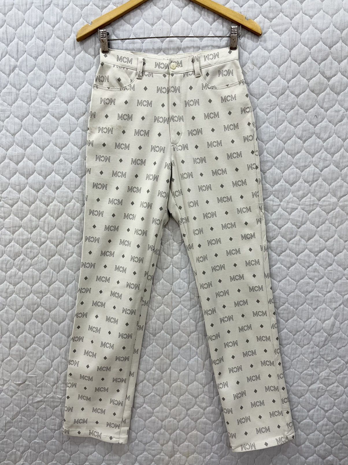 (Hh). MCM FULLPRINT HYPEBEAST LADIES PANTS