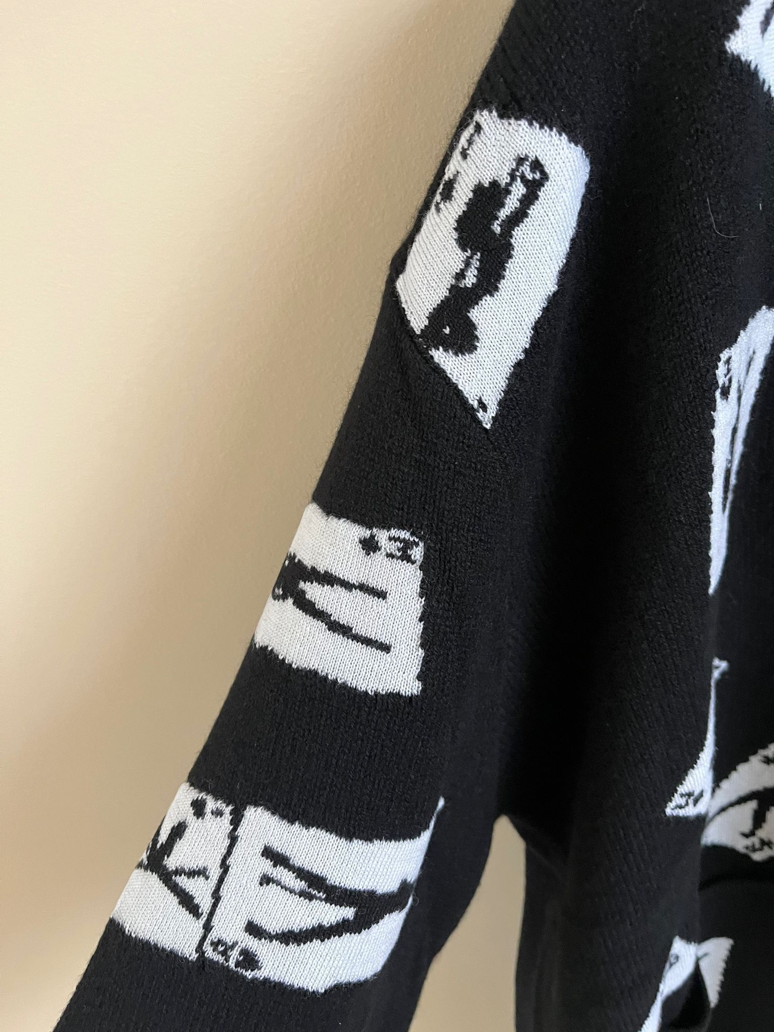Amiri Cards Intarsla Cardigan in Black Size US XL / EU 56 / 4 - 7 Thumbnail