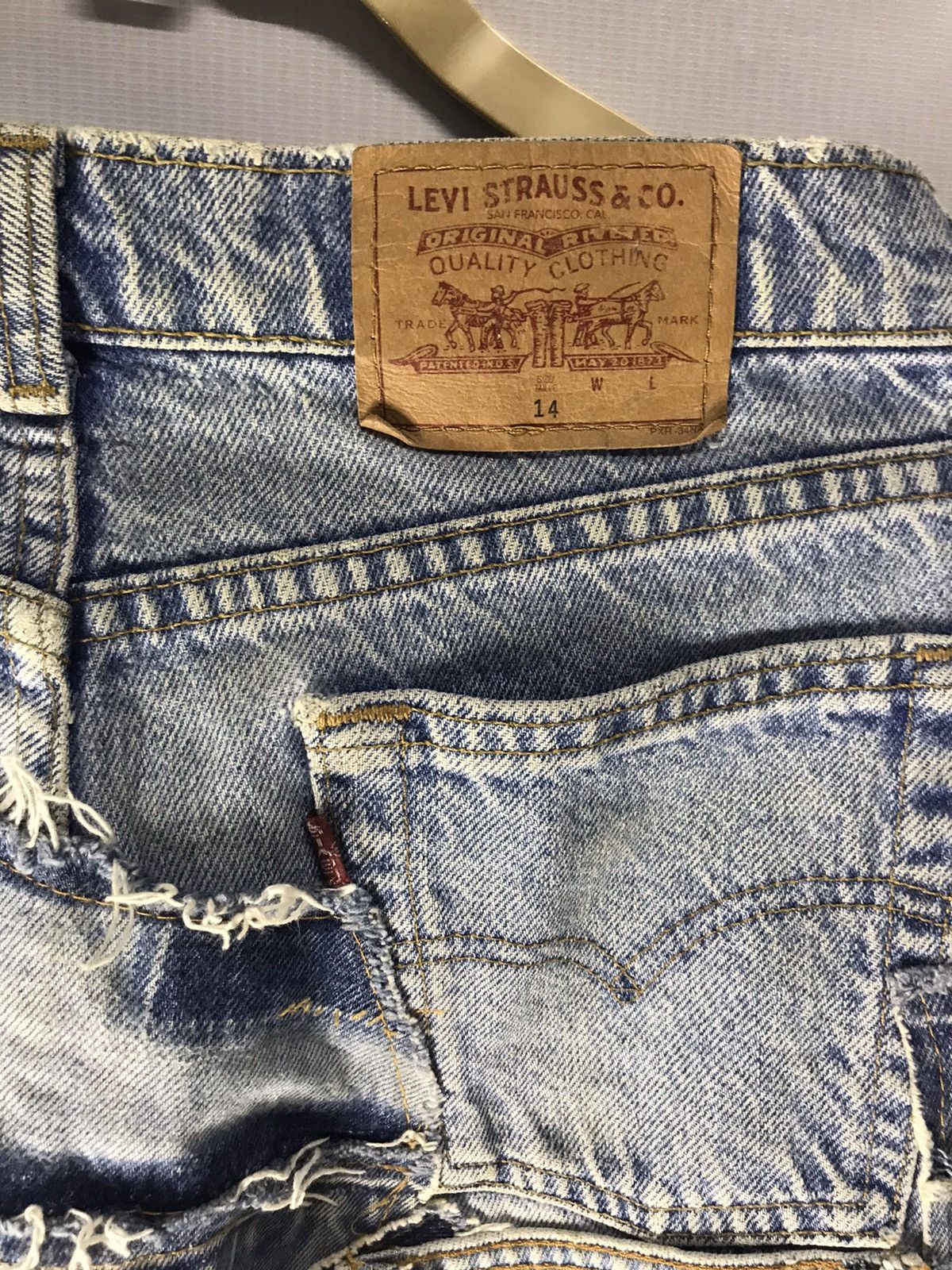 Levi's Vintage Clothing 🔥BEST OFFER 🔥Levi’s distressed denim patchwork size 32 Size US 32 / EU 48 - 5 Thumbnail