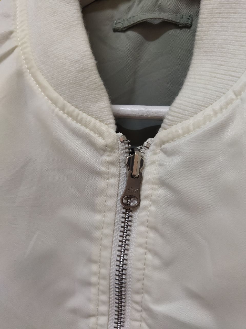 Lemaire × Uniqlo Uniqlo U Reversible Bomber Jacket Size US L / EU 52-54 / 3 - 4 Thumbnail