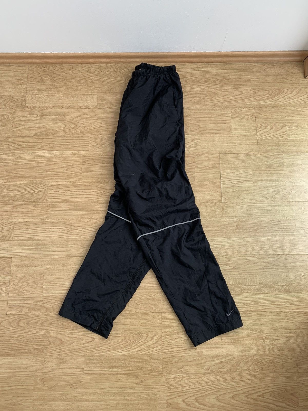 Nike × Vintage Vintage y2k Nike Black Track Pants Swoosh Drill Size US 34 / EU 50 - 1 Thumbnail
