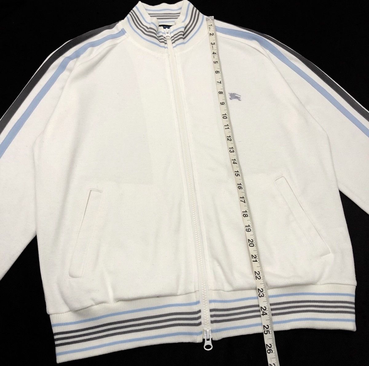 Burberry Burberry Blue Label Jacket Embroidery Logo Size US M / EU 48-50 / 2 - 9 Thumbnail