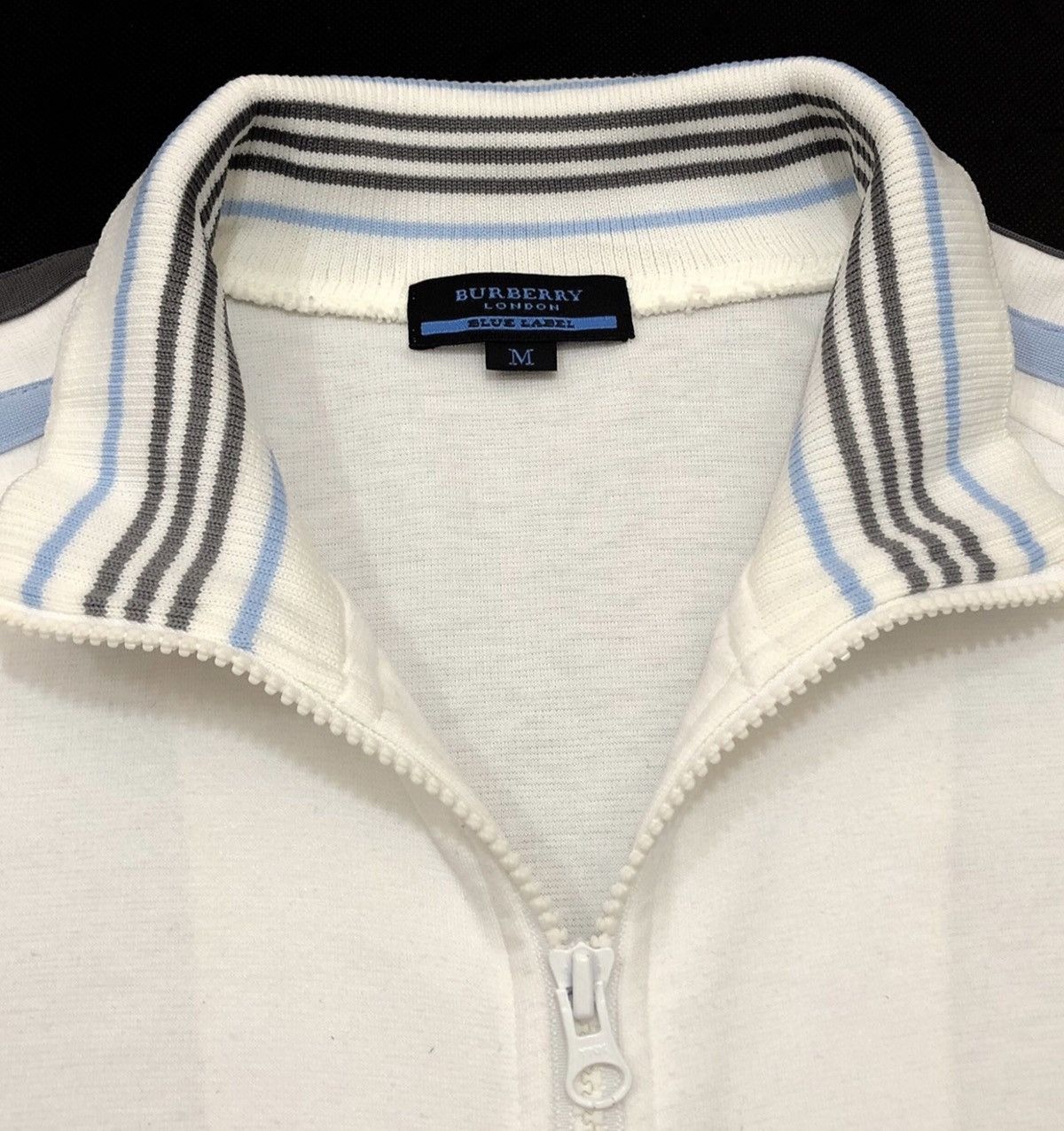 Burberry Burberry Blue Label Jacket Embroidery Logo Size US M / EU 48-50 / 2 - 5 Thumbnail
