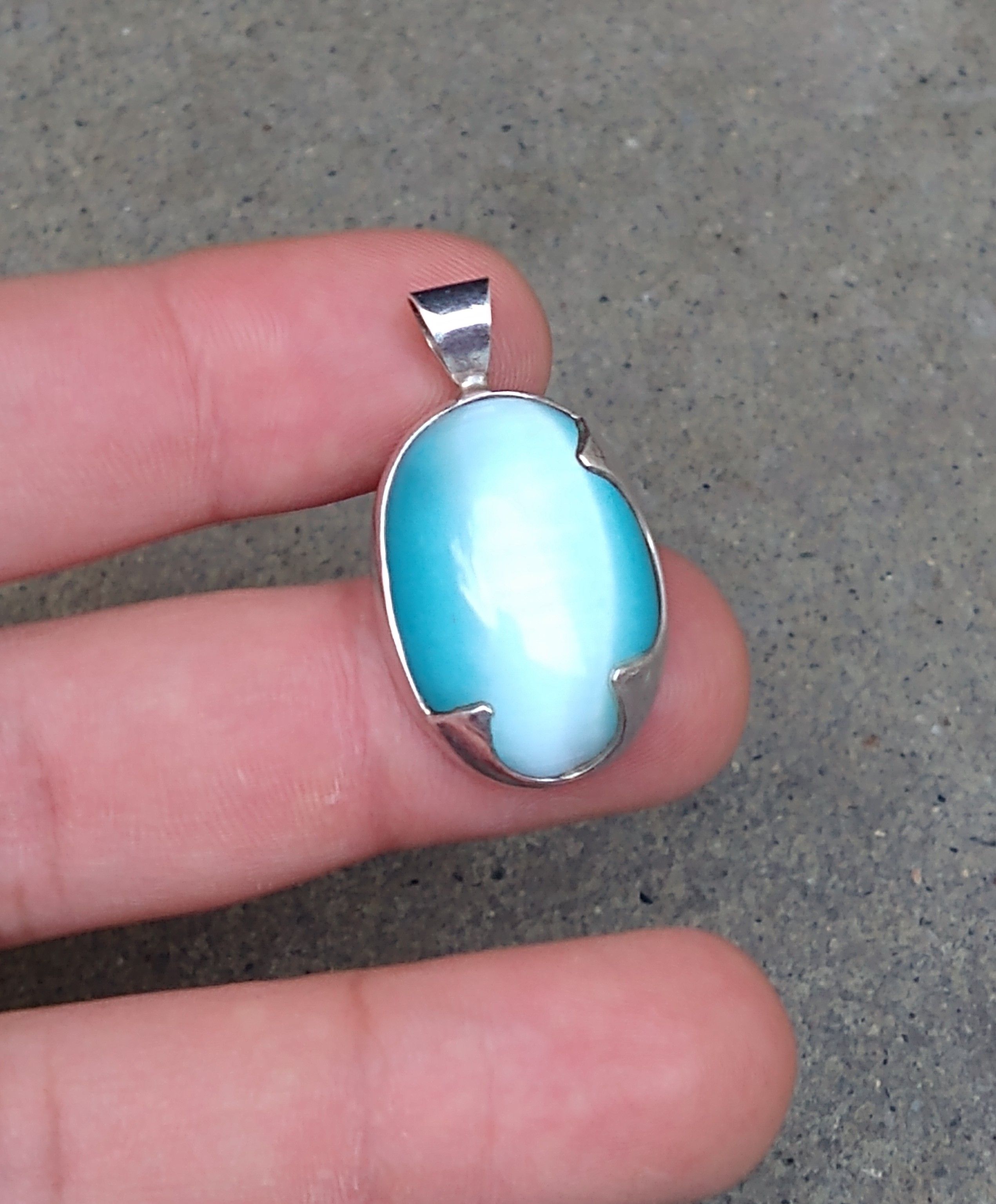 Other Vintage Sterling Silver Pendant Blue Cat's Eye Modern Oval Size ONE SIZE - 11 Thumbnail
