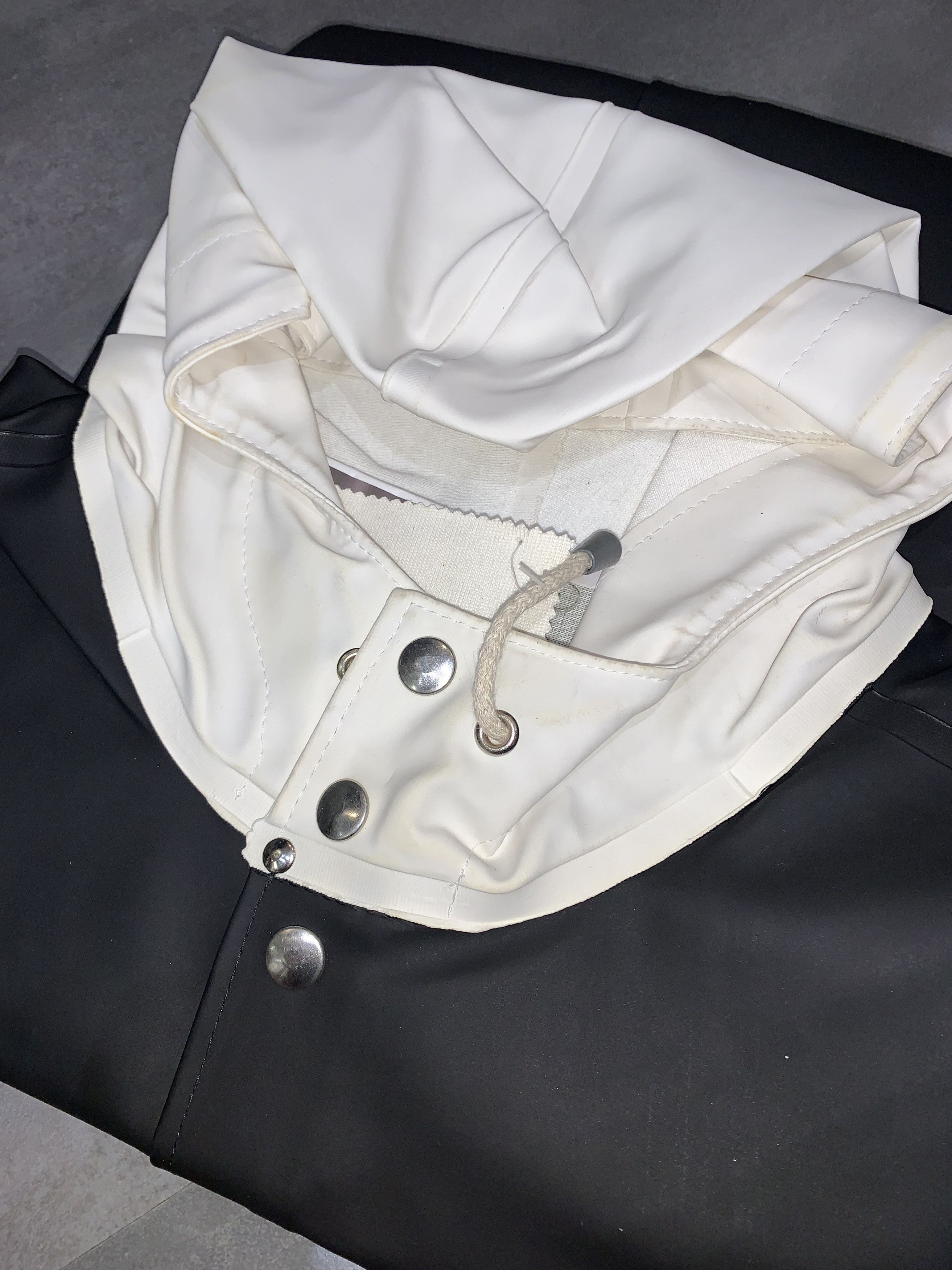 Stutterheim DSWT! Stutterheim Two Tone Hooded Raincoat Size US XL / EU 56 / 4 - 9 Thumbnail
