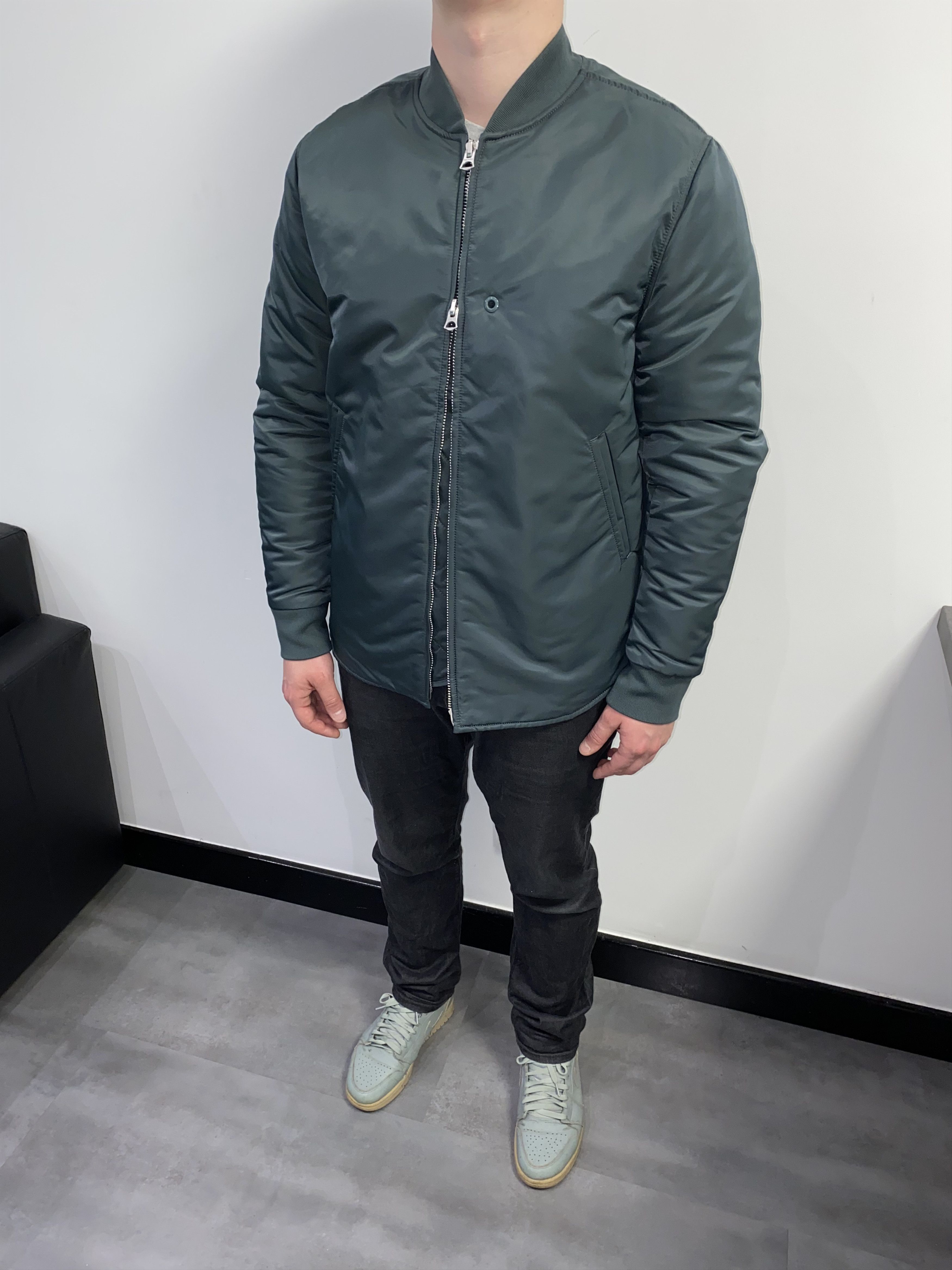 Acne Studios DSWT! SS18 Acne Studios Mylon Shine Nylon Bomber Jacket Size US M / EU 48-50 / 2 - 10 Thumbnail