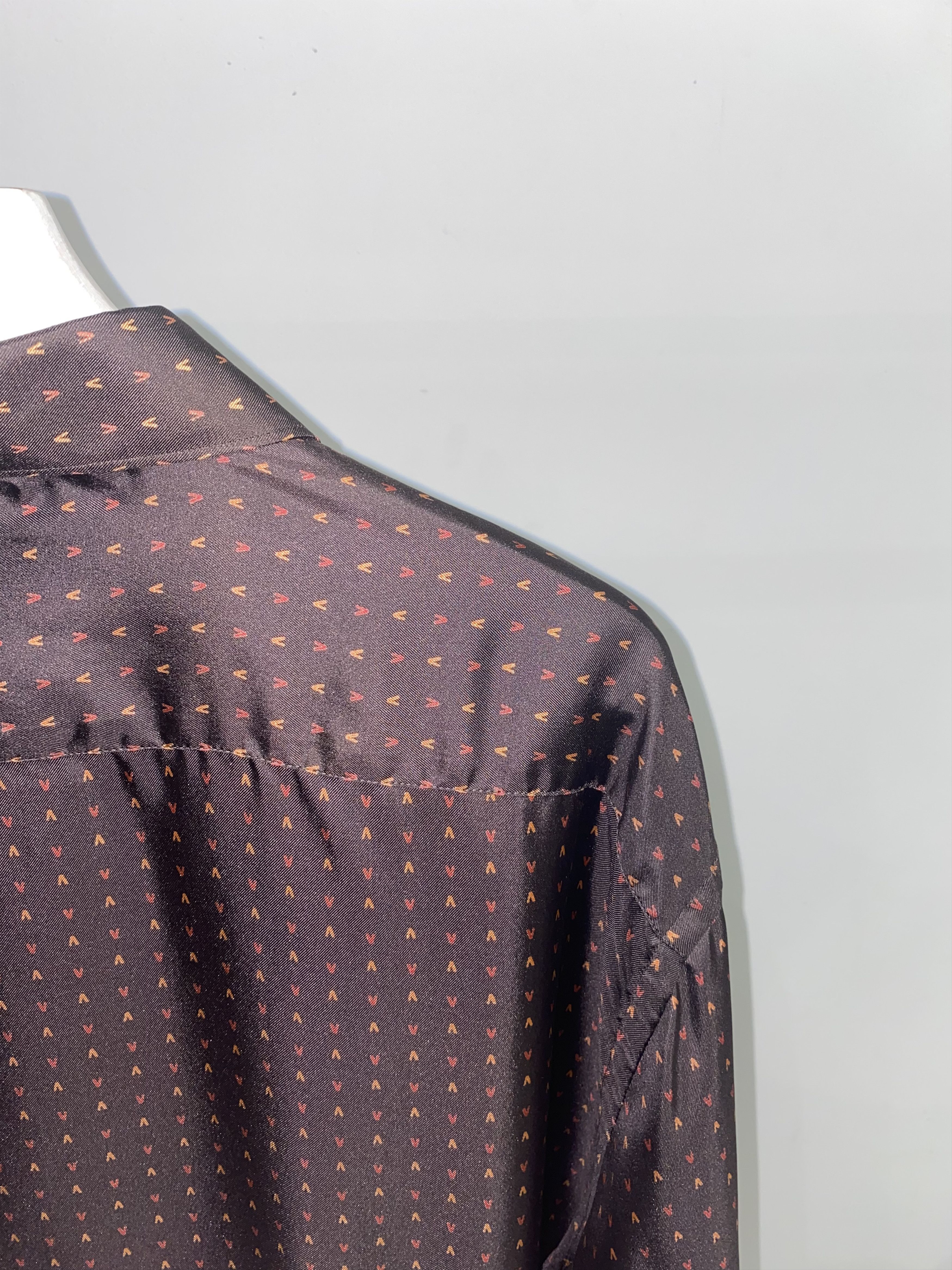Versace Versace Collection "V" All Over Print Silk Button Up Shirt Size US XL / EU 56 / 4 - 6 Thumbnail