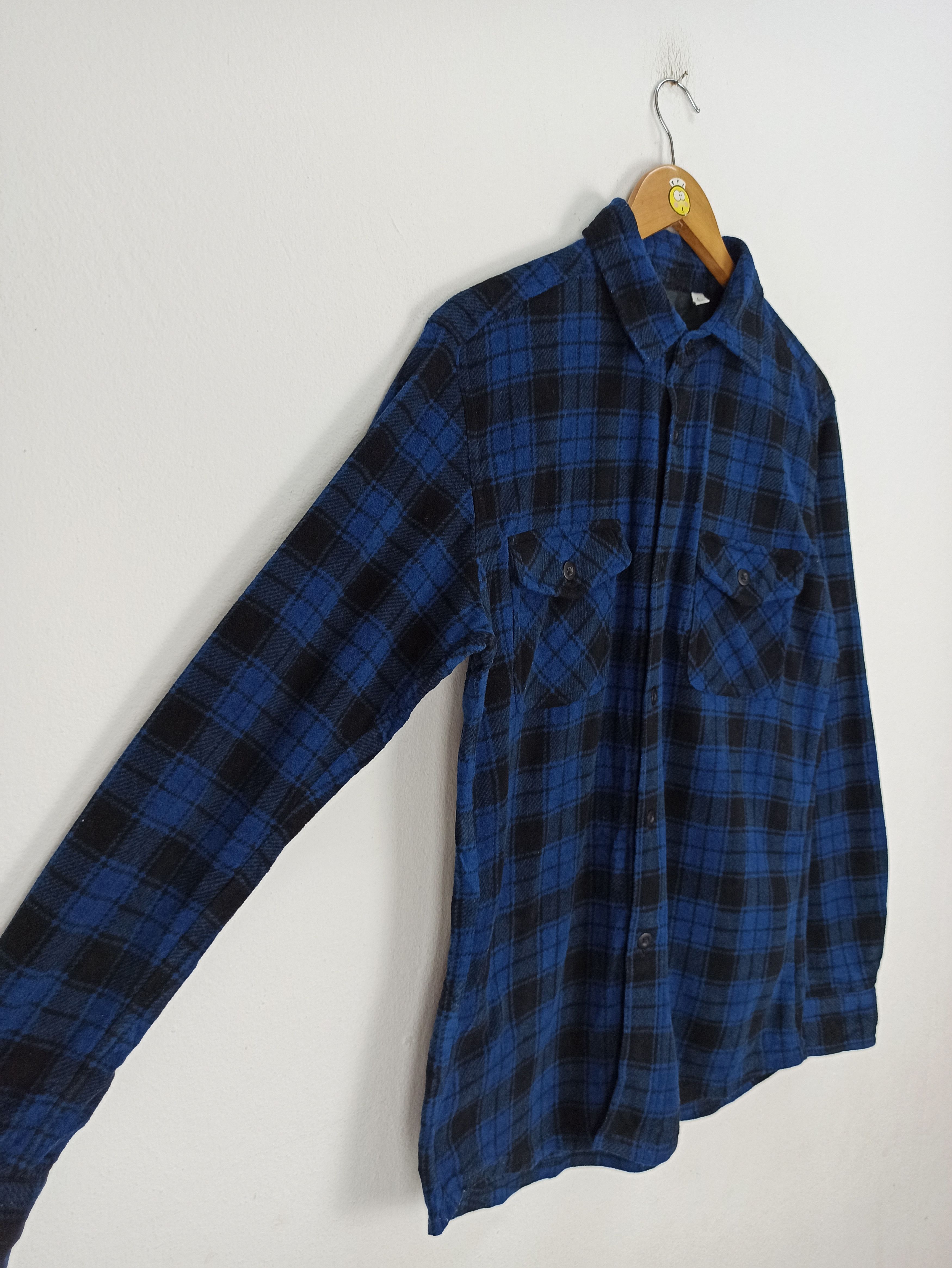 Uniqlo Rare Flannel Uniqlo Chekered Blue Colour Size US L / EU 52-54 / 3 - 3 Thumbnail