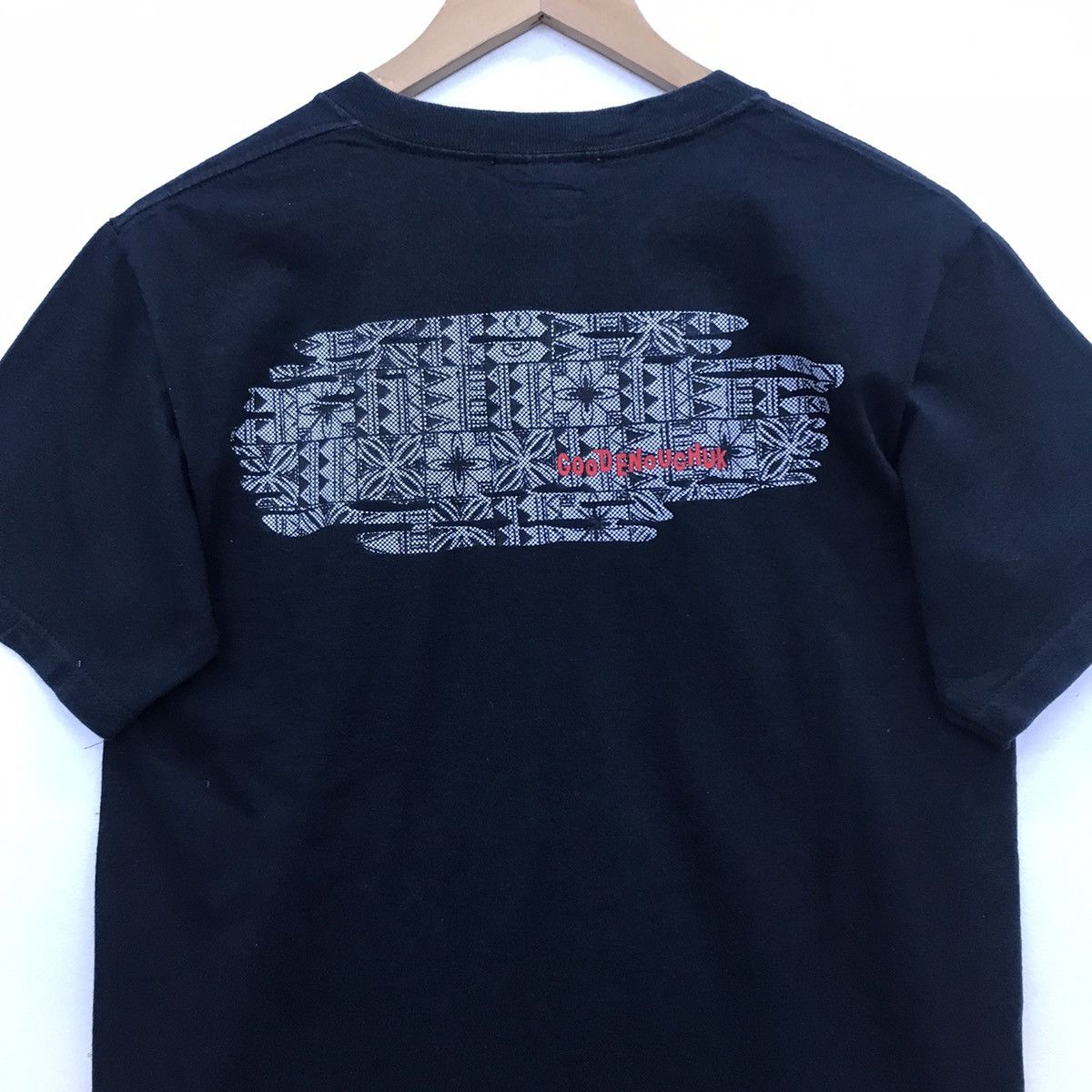GOODENOUGH × Good Enough Rare!! GoodenoughUk Back Hit T-shirt Size US S / EU 44-46 / 1 - 3 Thumbnail