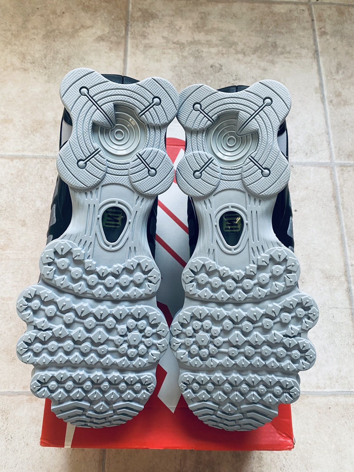 Nike × Skepta NikeLab Shox TL Atmos Tn Size US 10.5 / EU 43-44 - 12 Thumbnail
