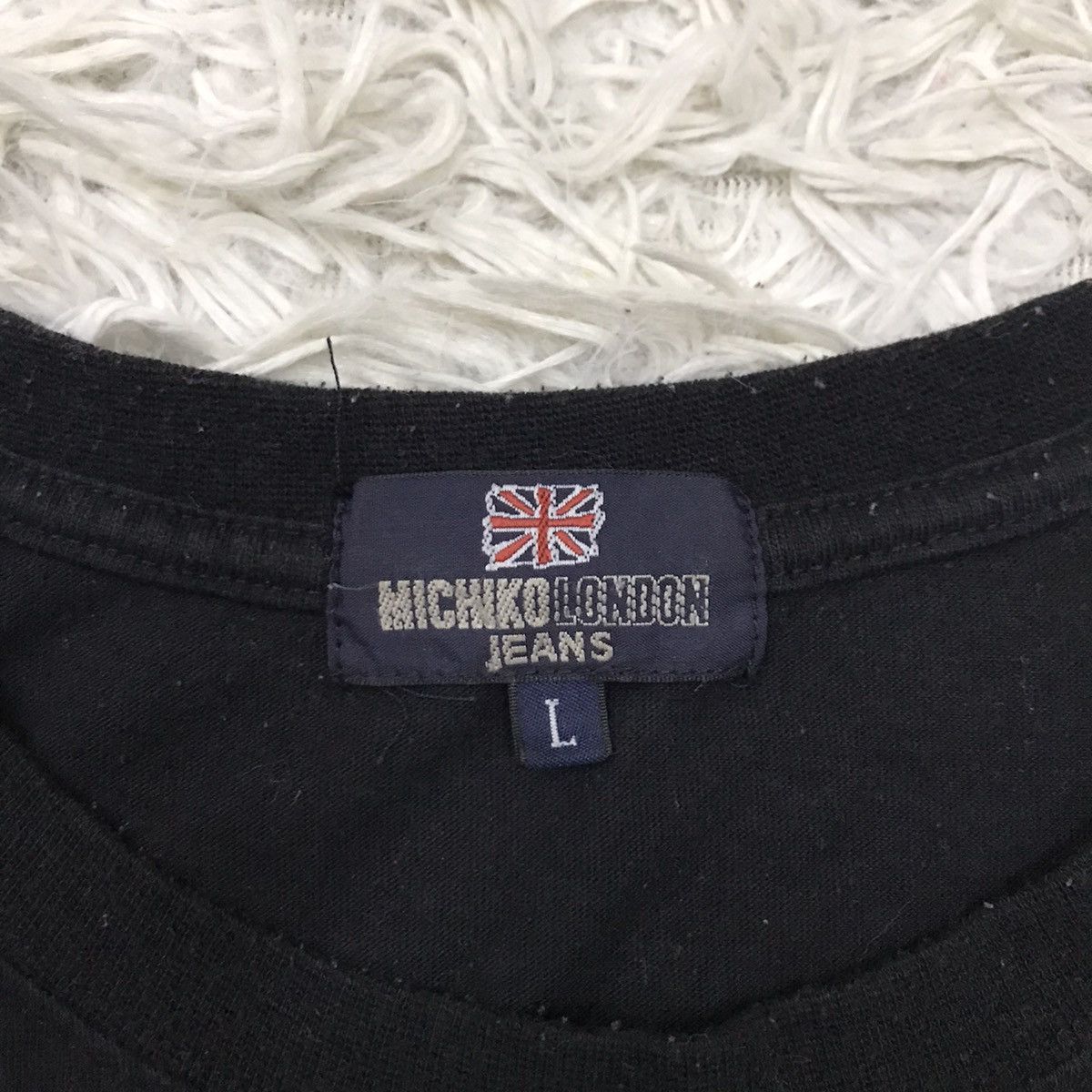 Michiko Koshino London VINTAGE MICHIKO LONDON JEANS TSHIRT Size M / US 6-8 / IT 42-44 - 9 Thumbnail