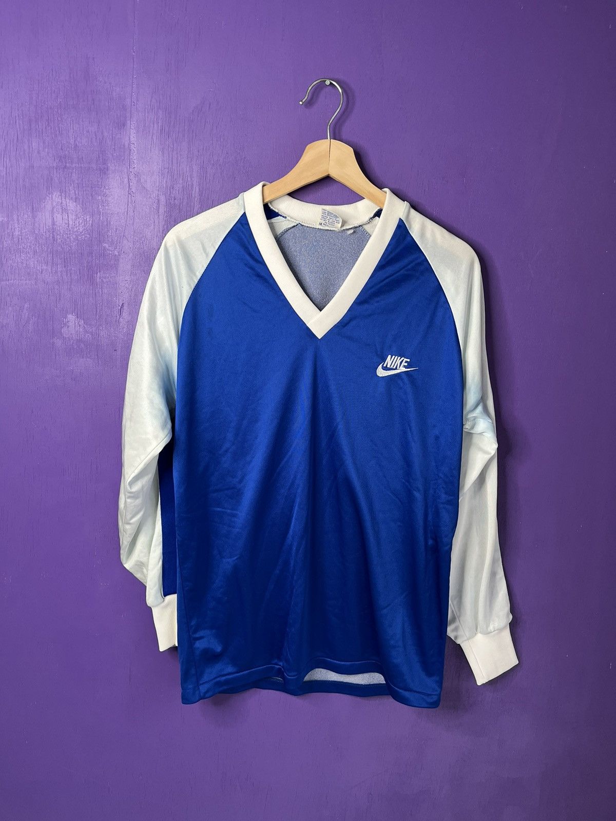 Nike Vintage 70s Nike logo soccer jersey style t-shirt | Grailed