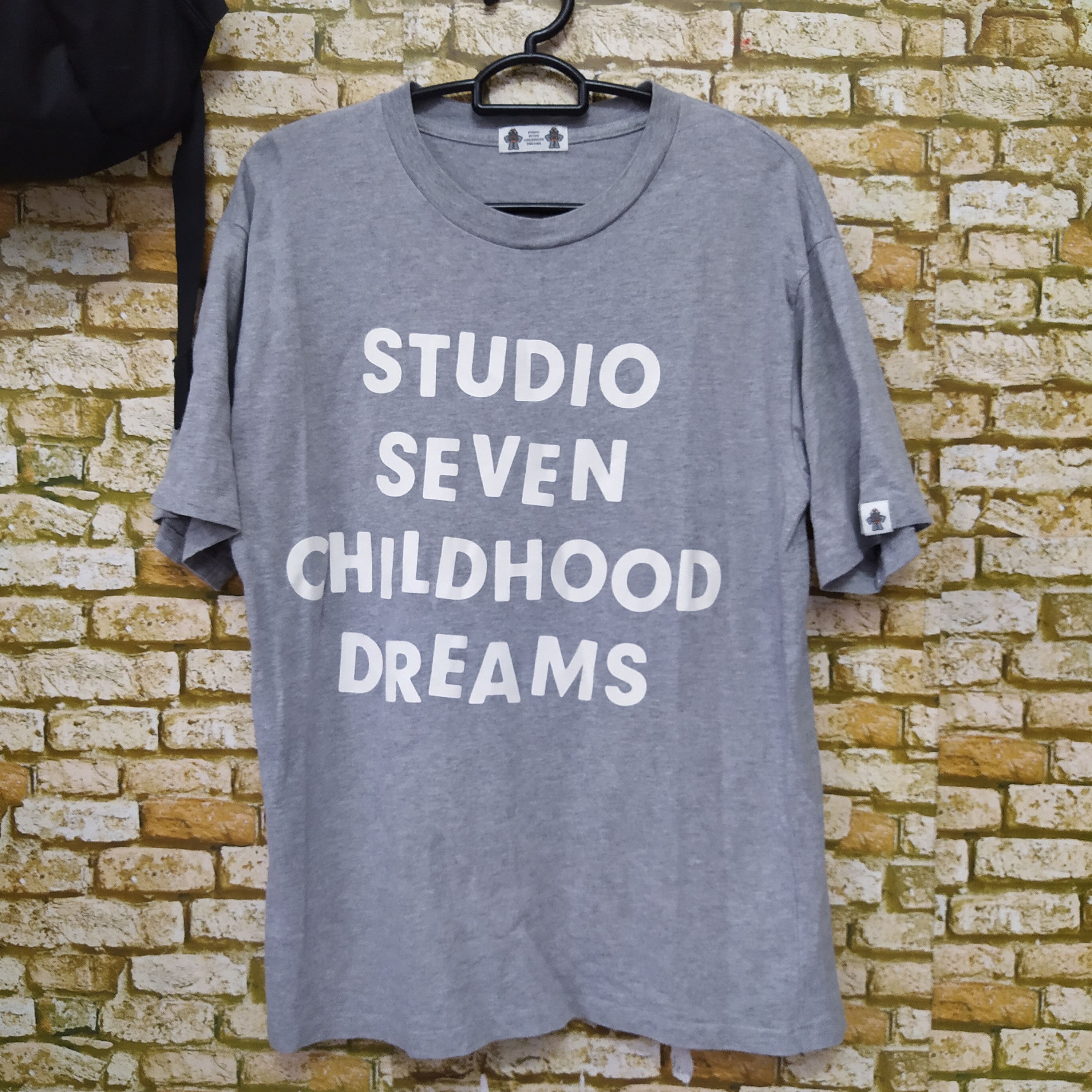 Anime STUDIO SEVEN CHILDHOOD DREAM ANIME SHIRT (D234) Size US M / EU 48-50 / 2 - 1 Thumbnail