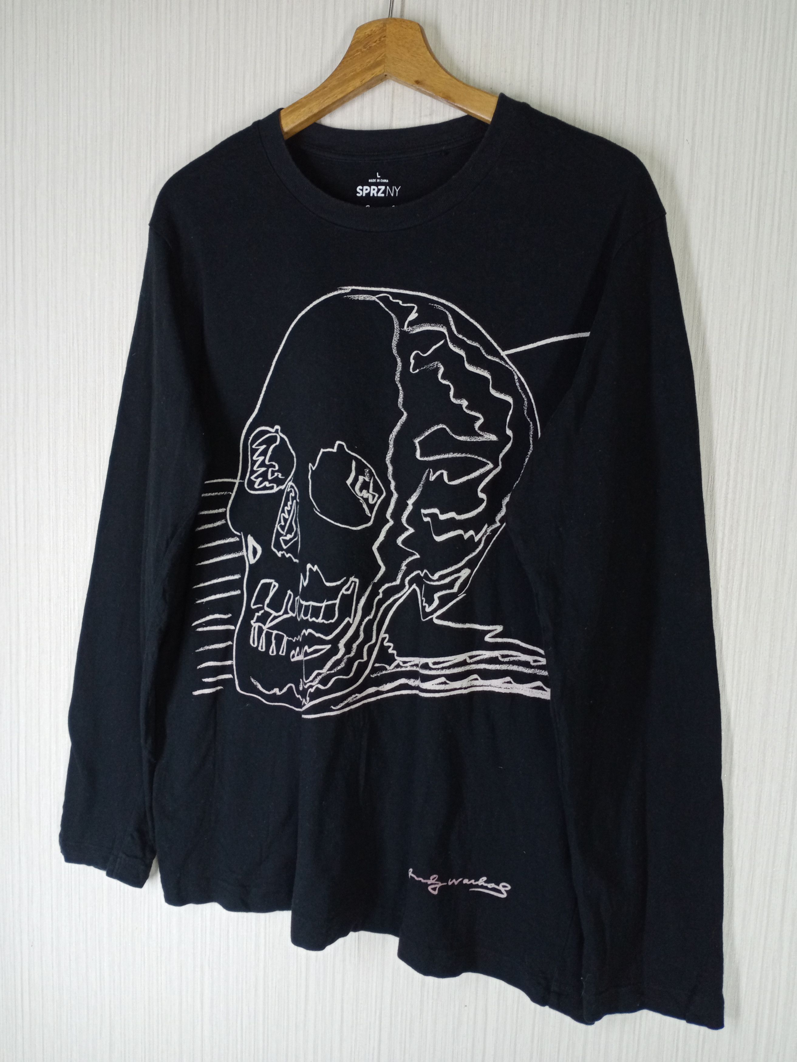 Andy Warhol × Uniqlo Rare Vintage Andy Warhol X Uniqlo Big Skull Tshirt Size US L / EU 52-54 / 3 - 3 Thumbnail